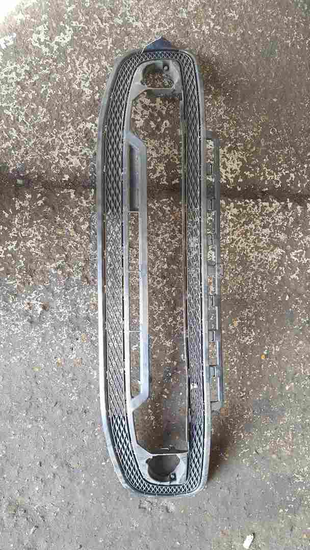 Volkswagen Up 2011-2017 Front Bumper Lower Center Grill Black 1S0853677E
