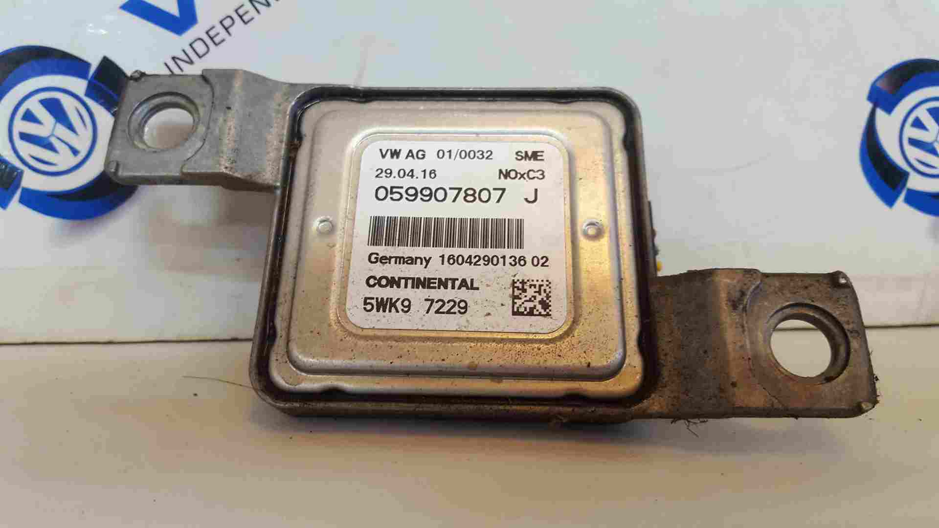 VOLKSWAGEN TOUAREG 2010-2018 059907807j NOX Sensor module
