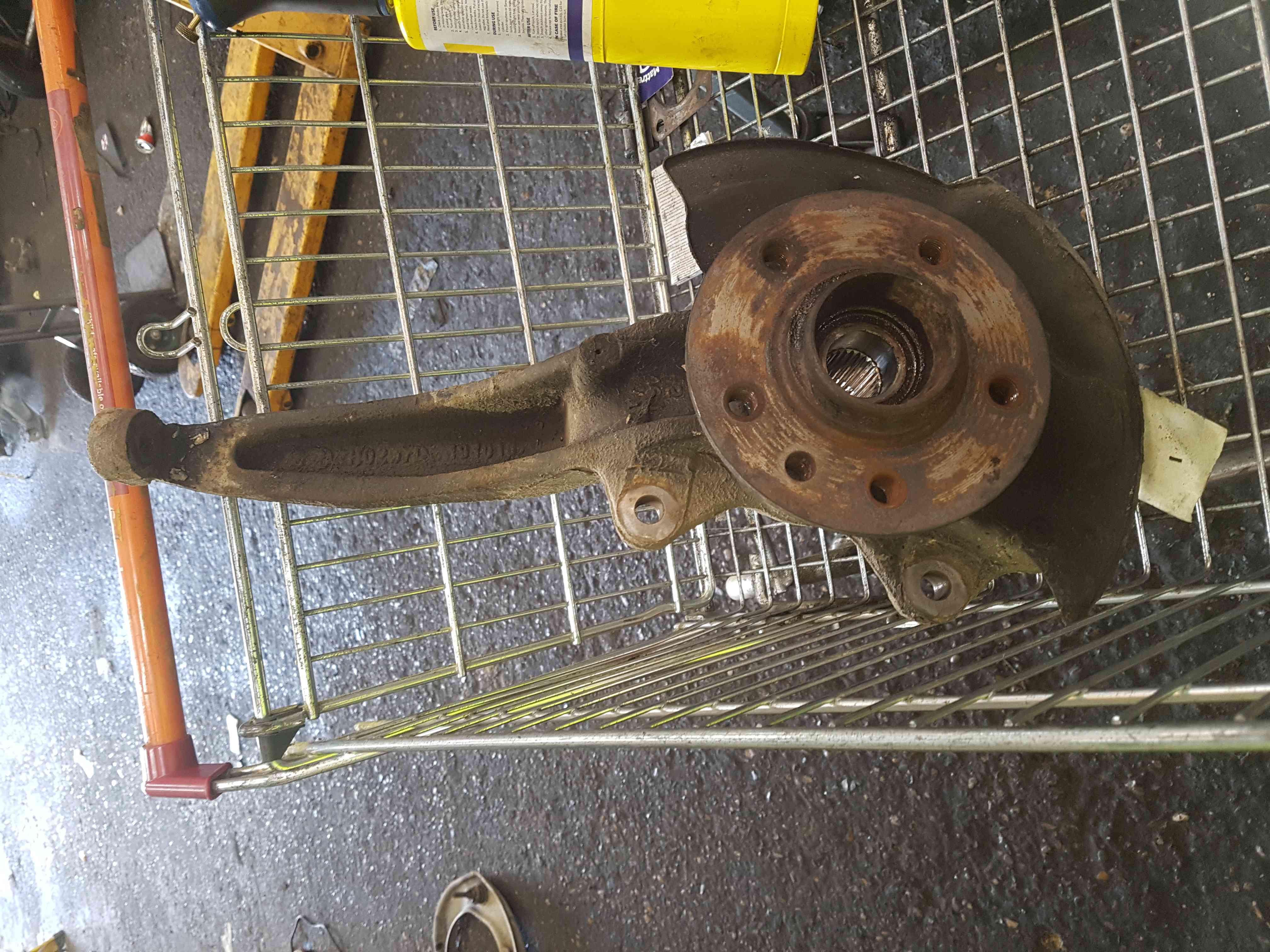 Volkswagen Amarok 2010-2018 2.0 TDI Passenger NSF Front Wheel HUB