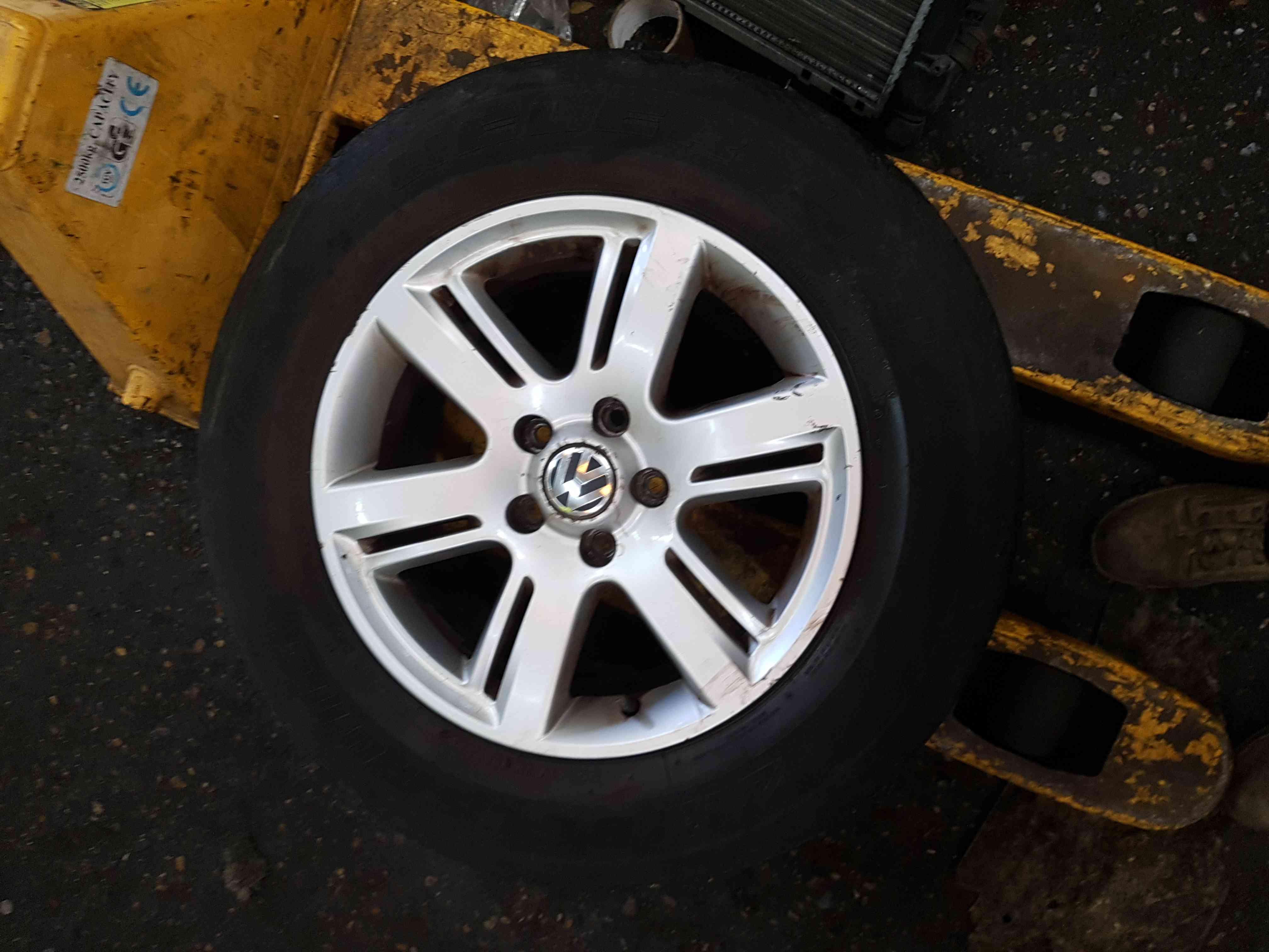 Volkswagen Amarok 2010-2018 Alloy Wheel 17Inch 4/5