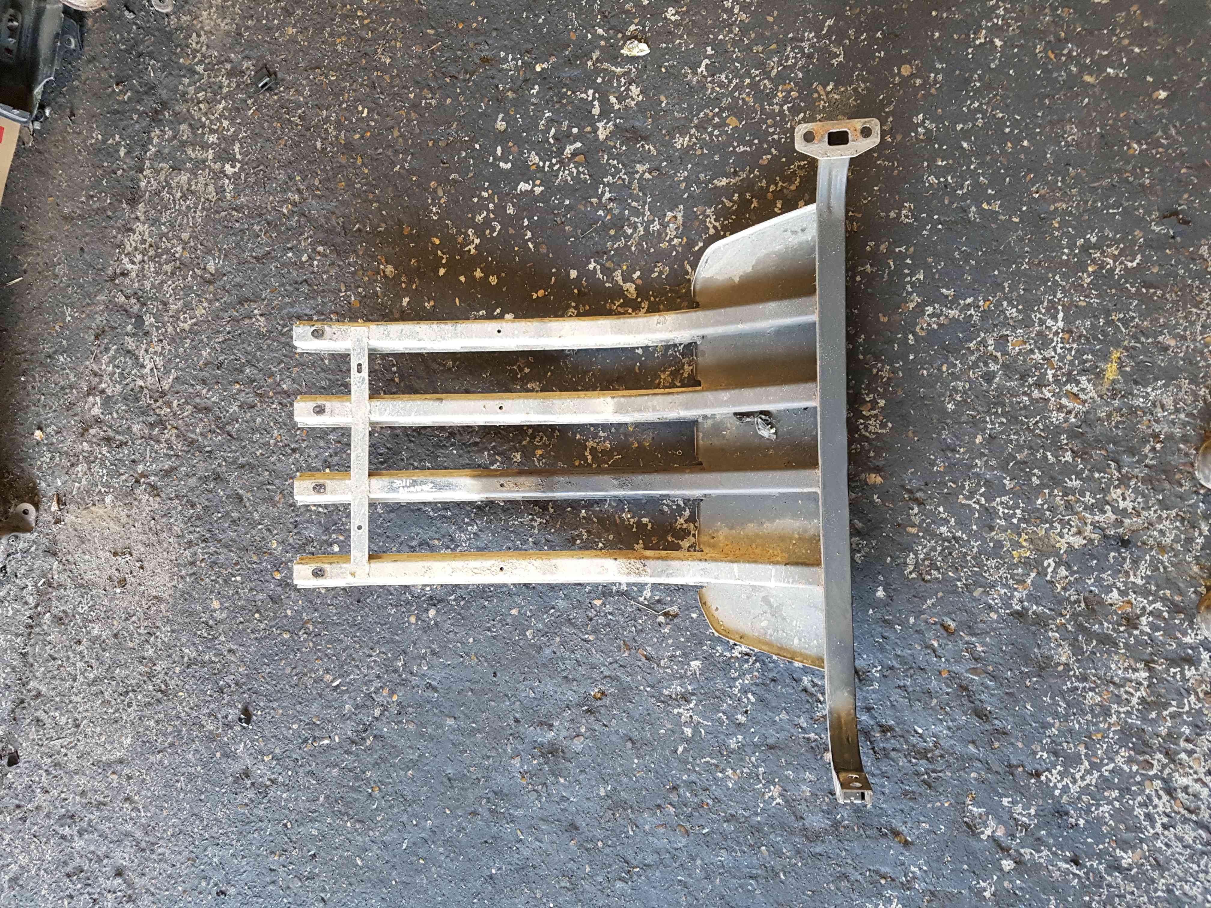Volkswagen Amarok 2010-2018 Front Sump Reinforcement Support Under Tray