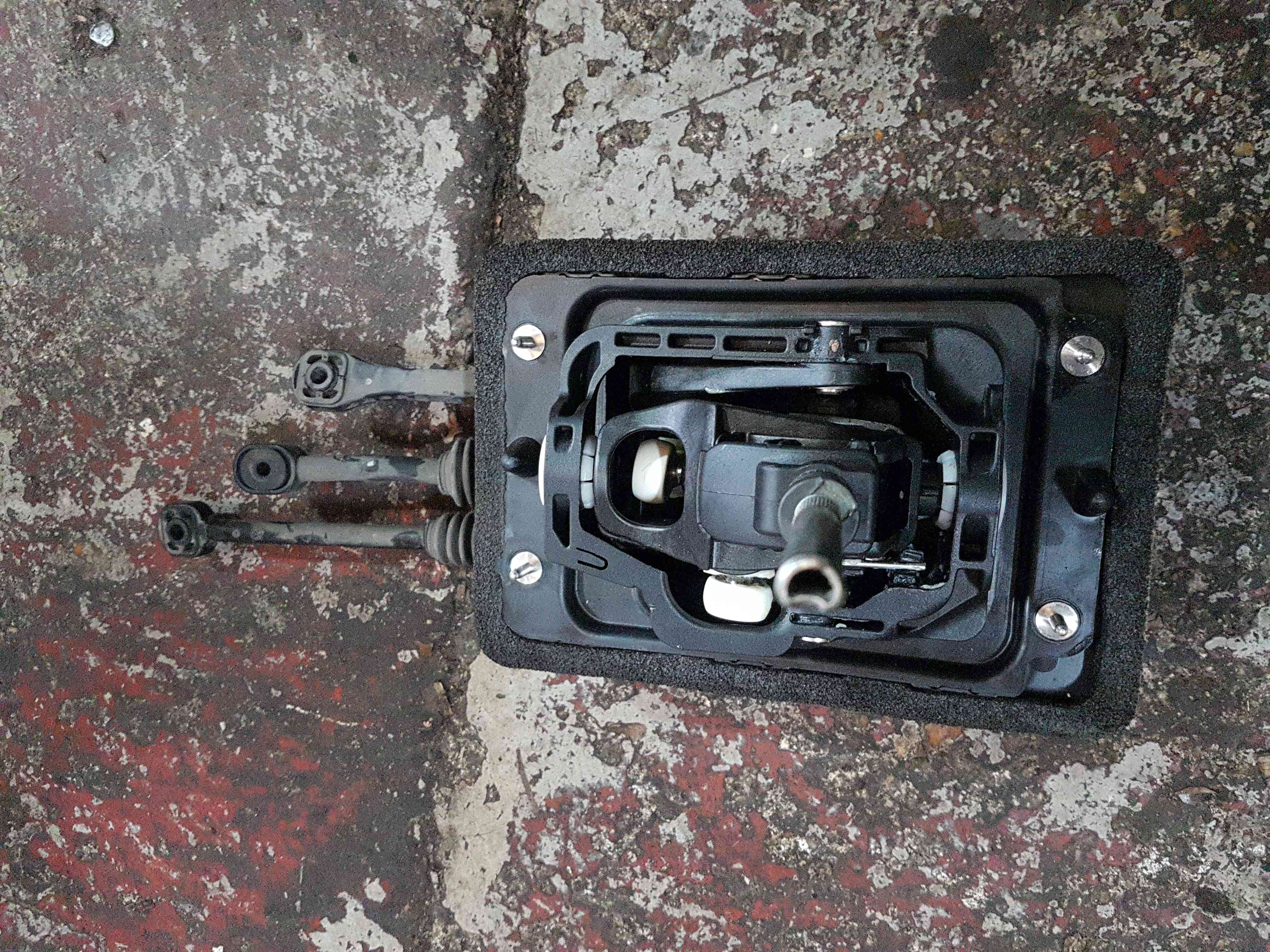 Volkswagen Amarok 2010-2018 Gearstick Mechanism 2H2711049D