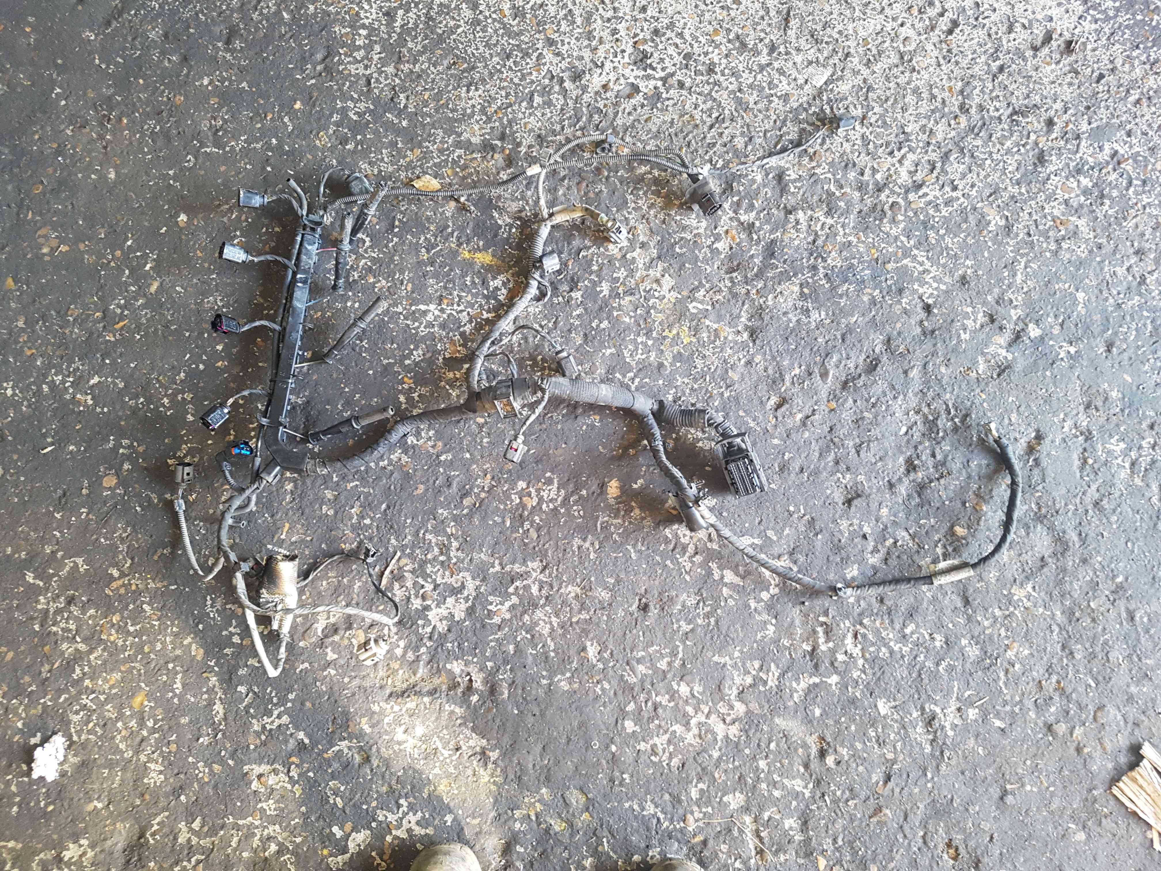 Volkswagen Amarok MK1 2010-2018 2.0 TDI Manual Engine Wiring Loom Cdca