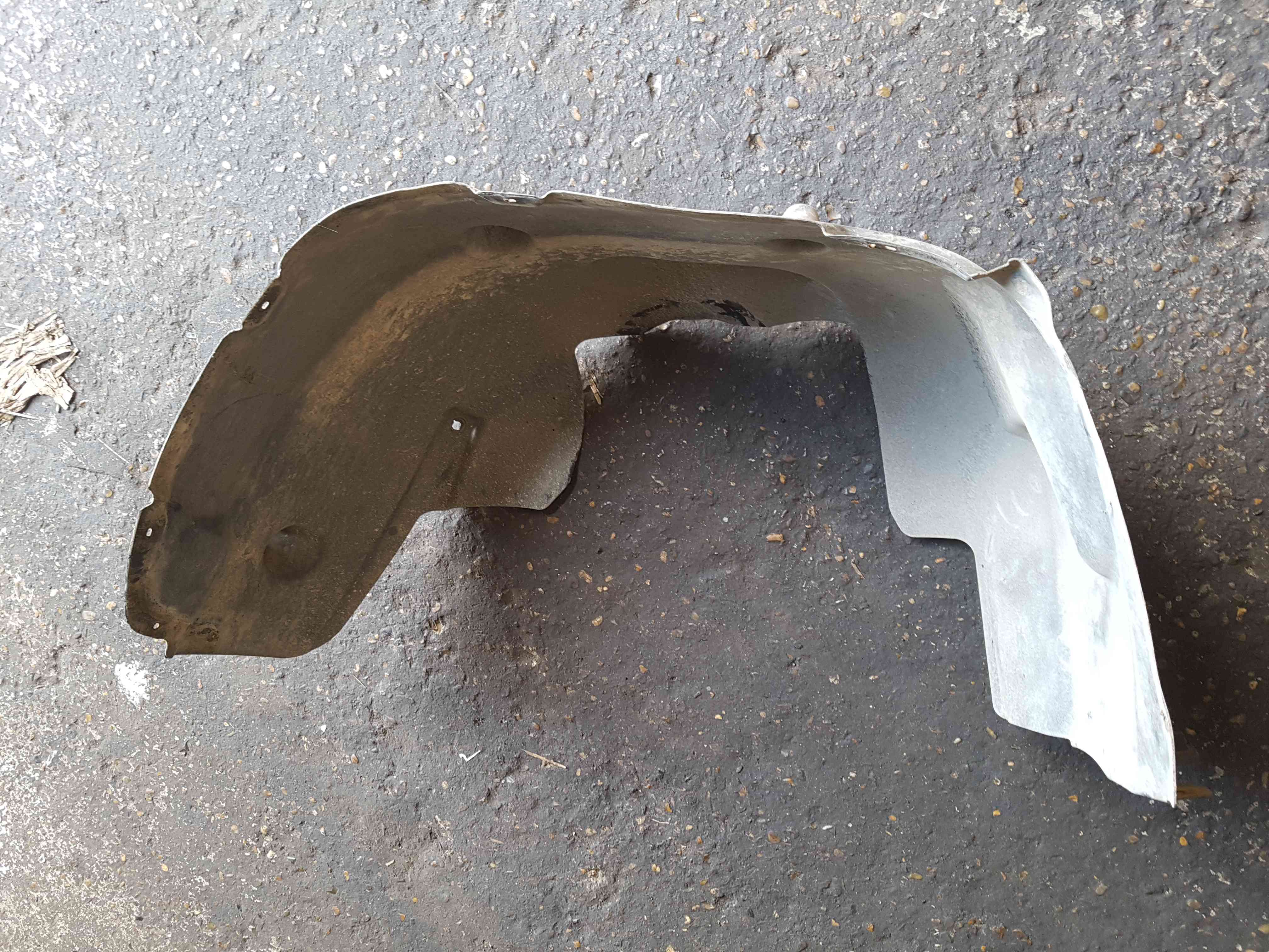 Volkswagen Amarok MK1 2010-2018 Drivers OSF Front Arch Liner Dust MUD Guard