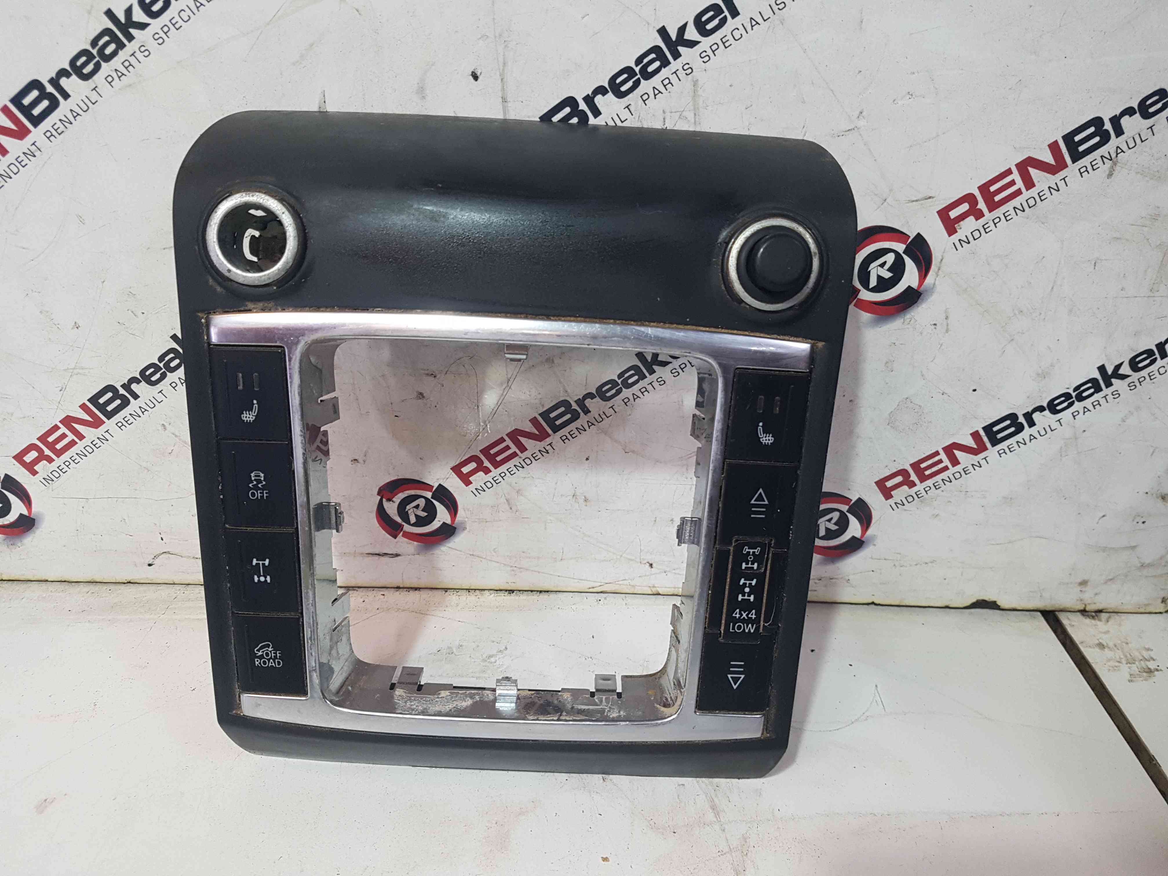 Volkswagen Amarok MK1 2010-2018 Manual Gear Selector Surround + Buttons 