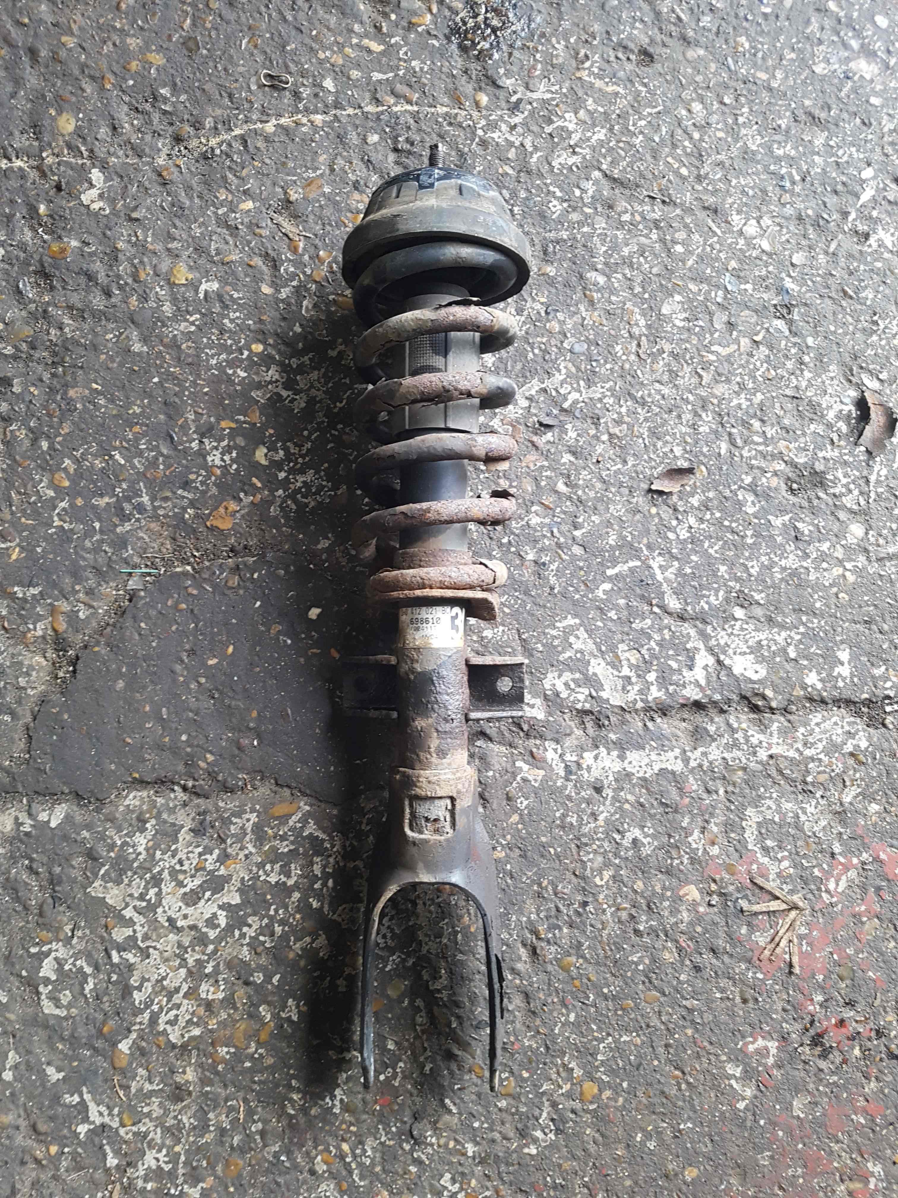 Volkswagen Amarok MK1 2010-2018 Shock Spring Strut Supension  2H0412021bc