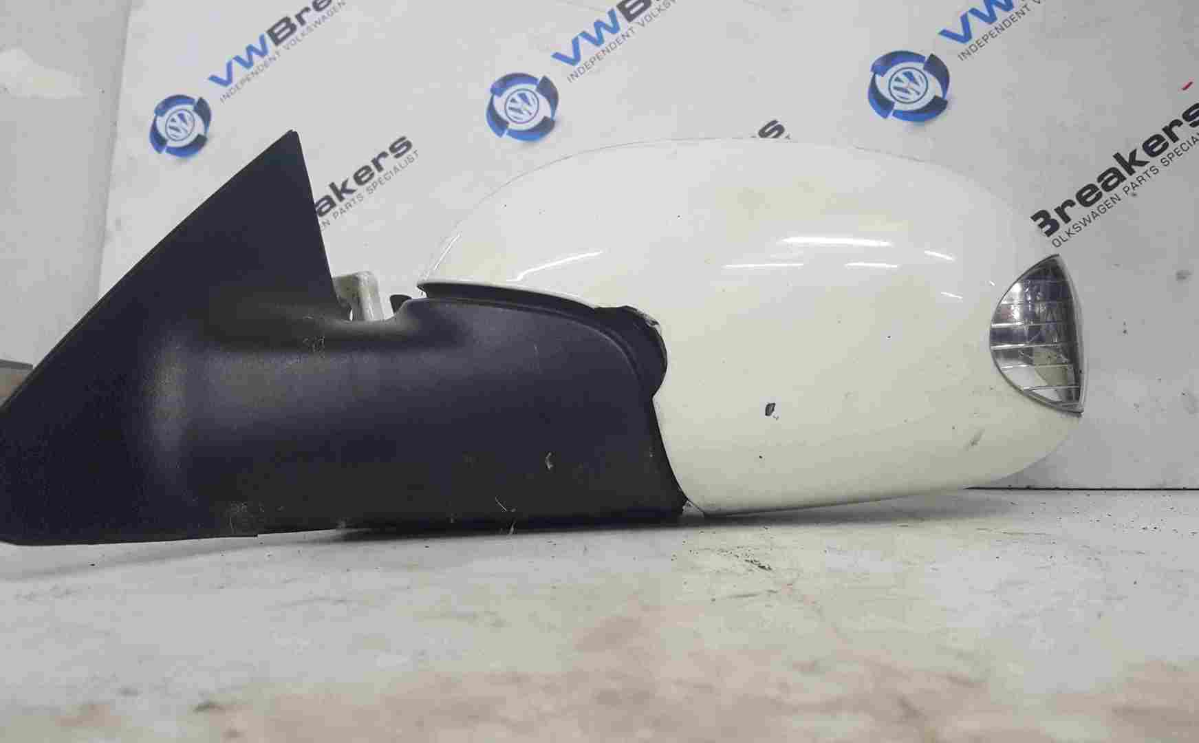 Volkswagen Beetle 1998-2005 Passenger NS Wing Mirror White LR9A