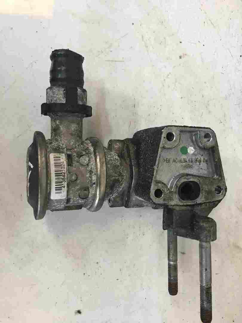 Volkswagen Beetle 1998-2006 1.6 8v EGR Valve  06A131351B