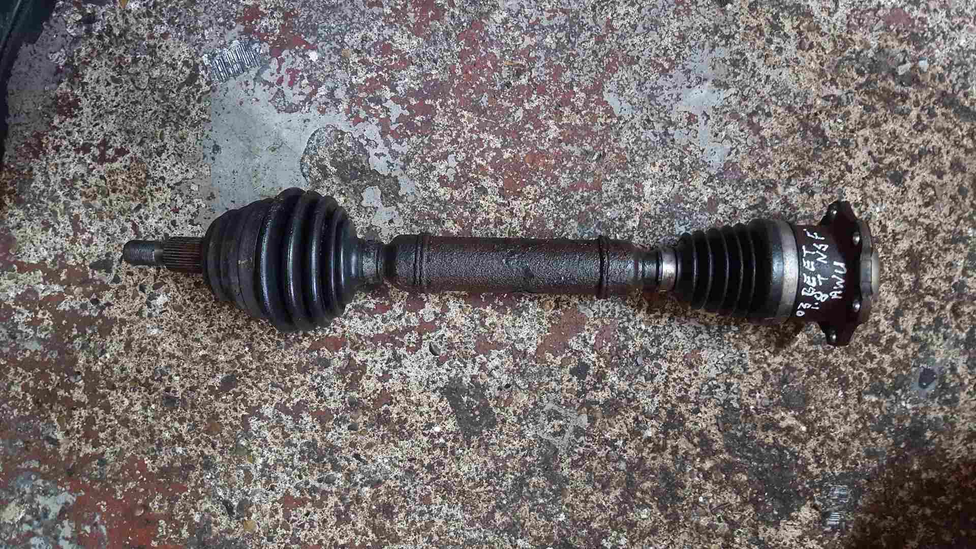 Volkswagen Beetle 1999-2006 1.8T Passenger NSF Front Driveshaft