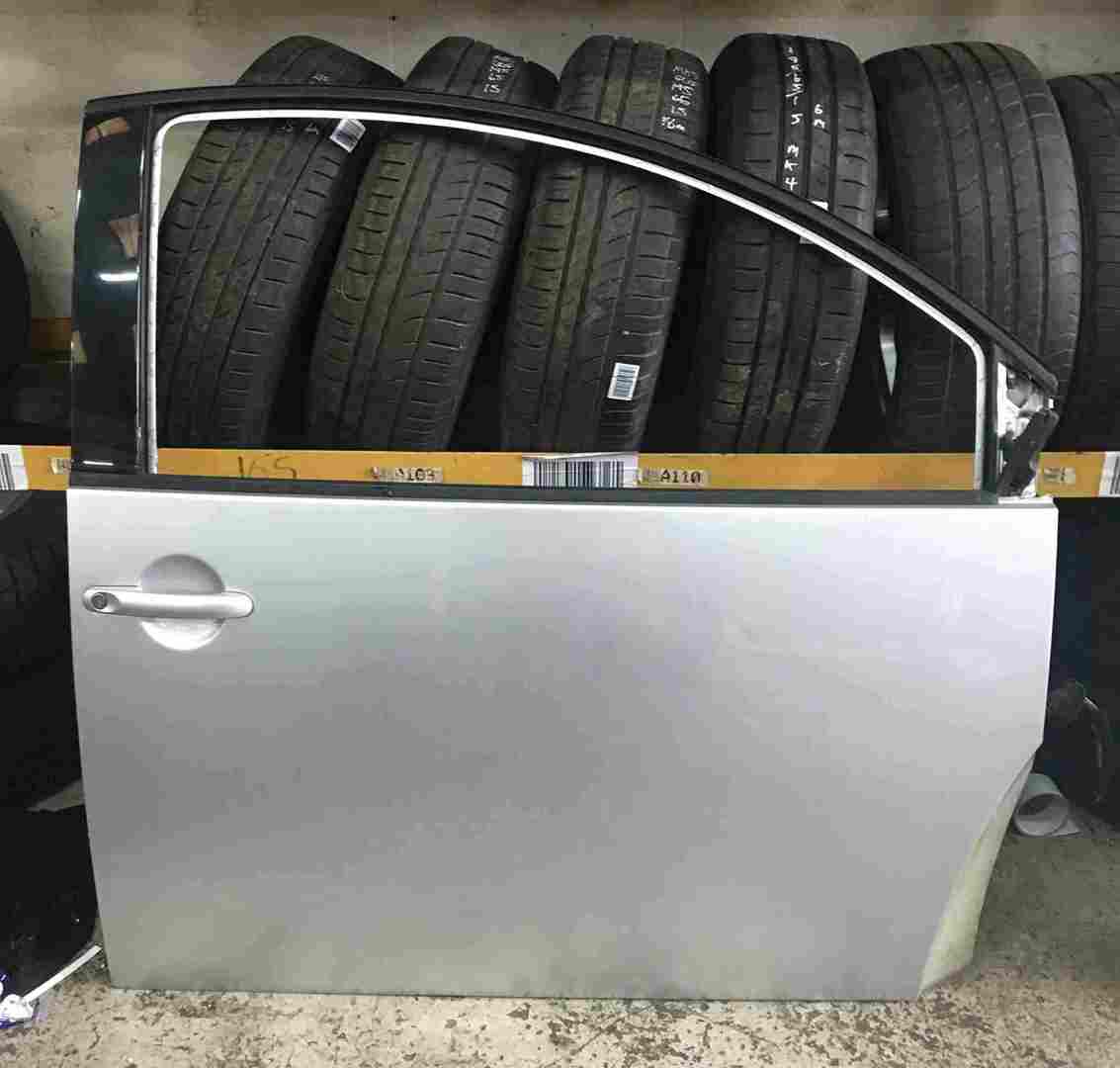 Volkswagen Beetle 1999-2006 Drivers OSF Front Door Silver LG9R