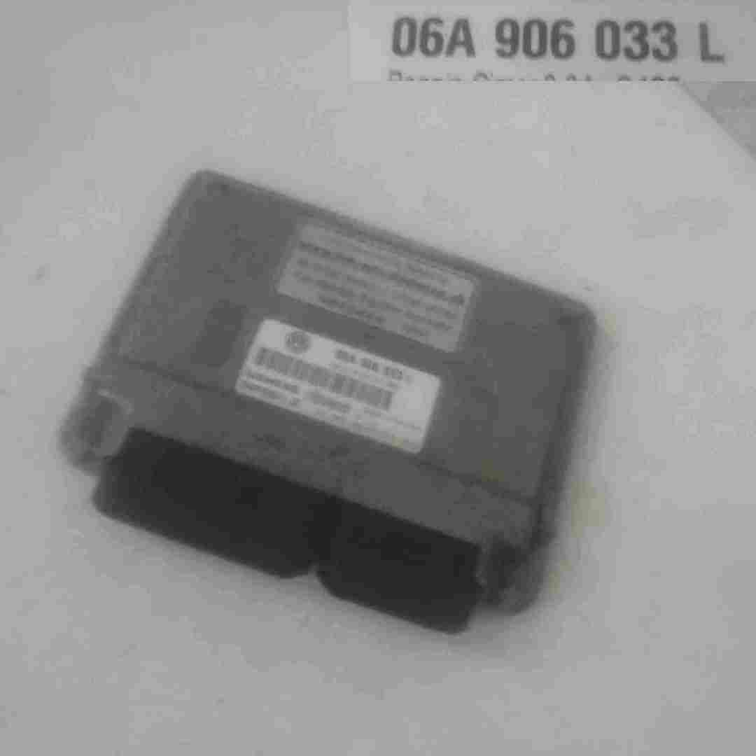 Volkswagen Beetle 1999-2006 Engine Control Unit ECU Computer 06A906033L