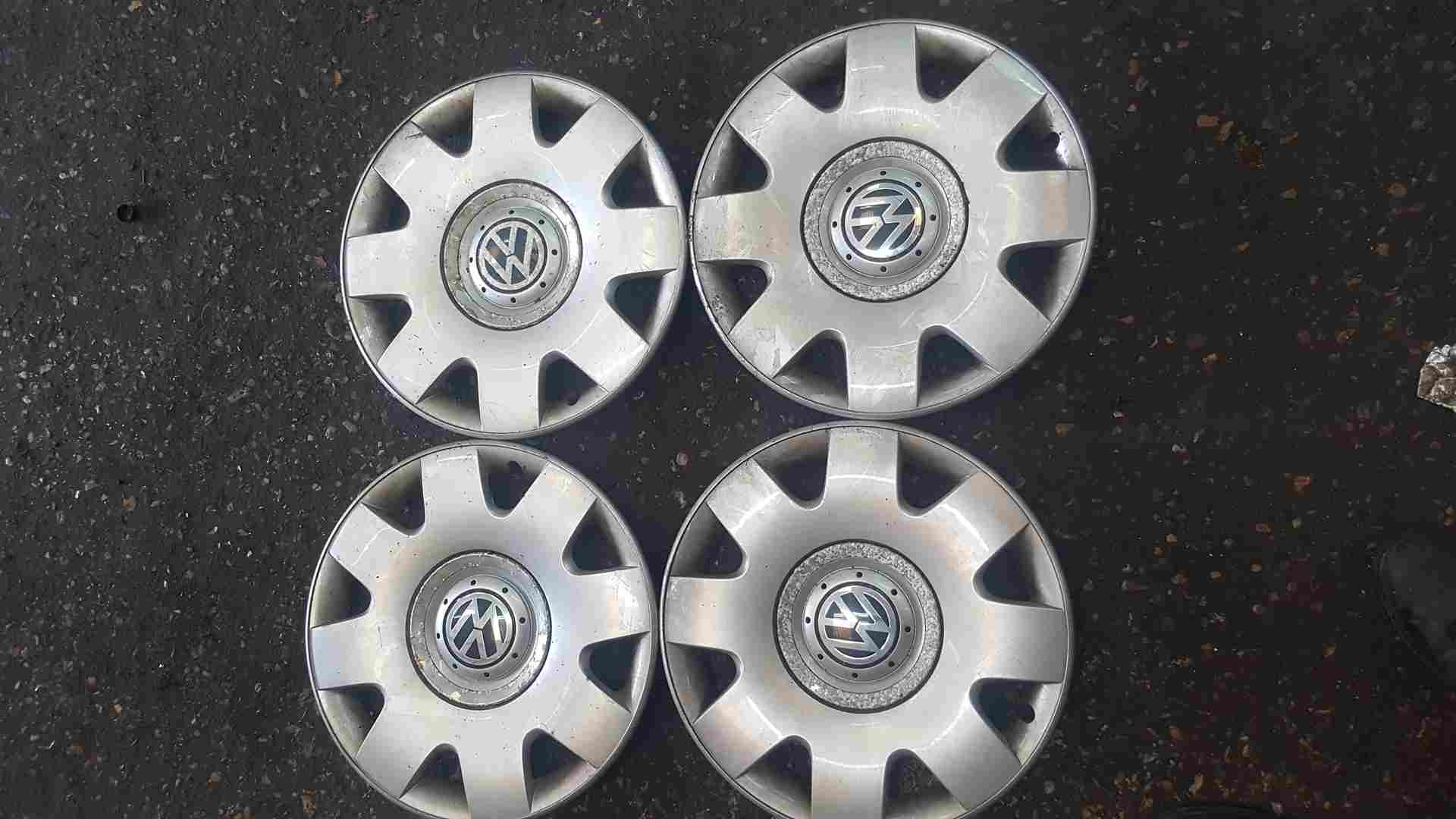 Volkswagen Beetle 2000-2006 Steel Wheel HUB Caps 16 Fits 16Inch Steel 