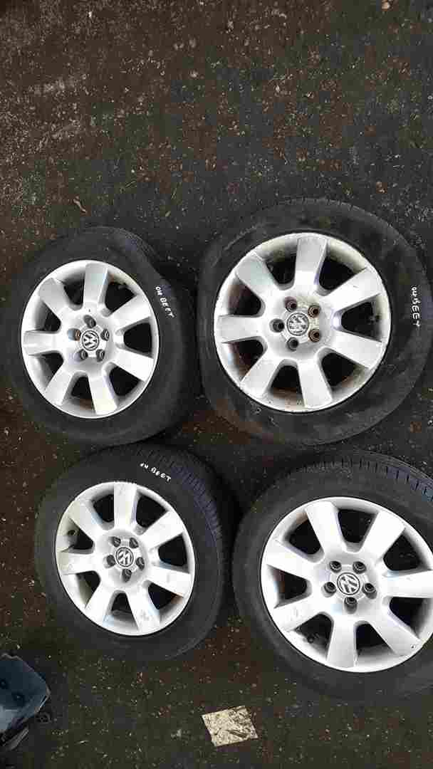 Volkswagen Beetle 2002-2006 Alloy Wheels SET X4 16Inch 1C0601025h 3/5
