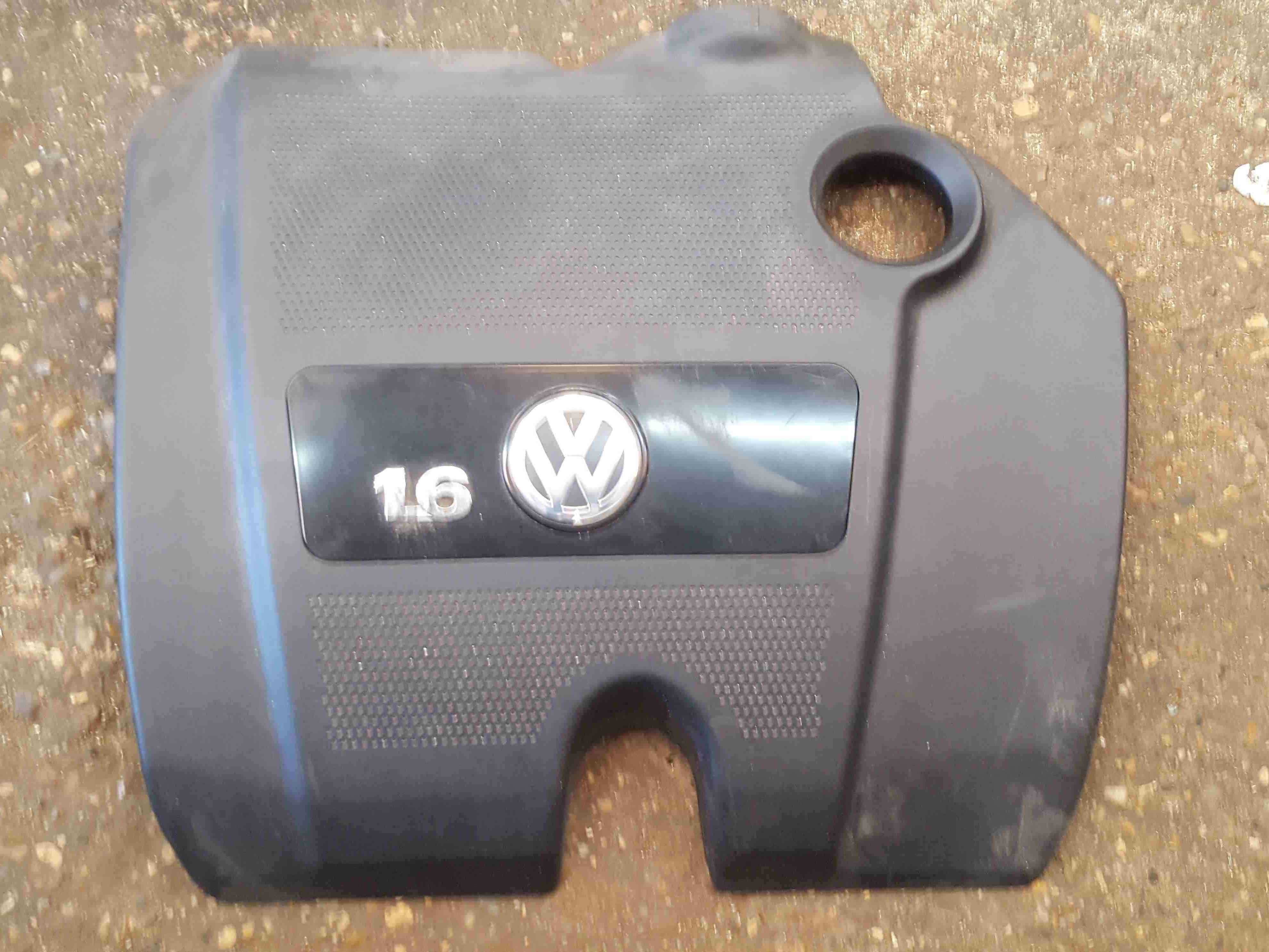 Volkswagen Beetle 2002-2011 1.6 Engine Cover 06A103925de + MK4 GOLF