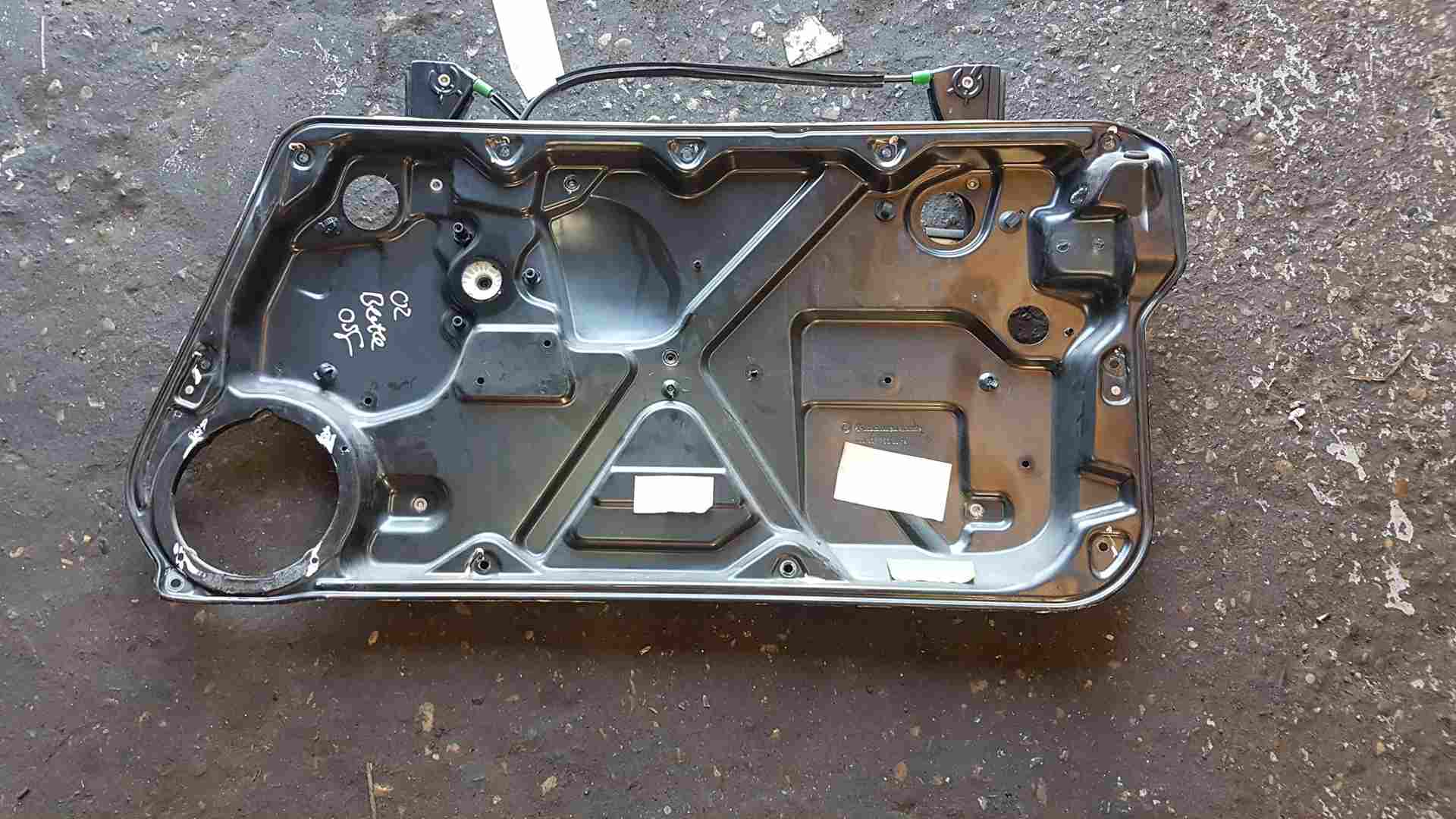 Volkswagen Beetle 2006-2011 Drivers OSF Front Window Regulator 1C0837752