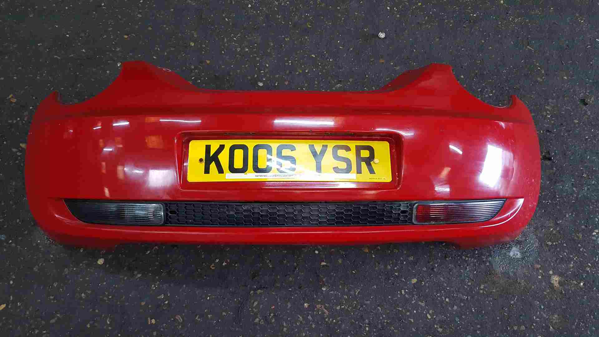 Volkswagen Beetle 2006-2011 Rear Bumper RED La3h