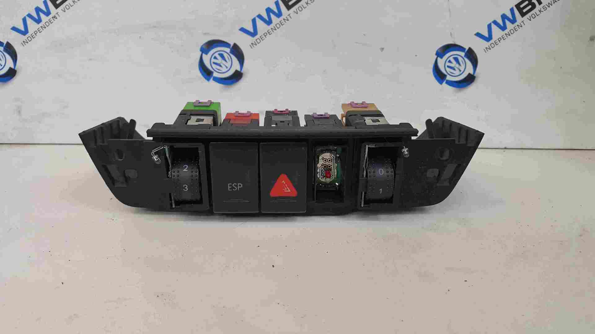 Volkswagen Beetle Convertible 2002-2006 Hazard Warning Heated Seat Adjuster