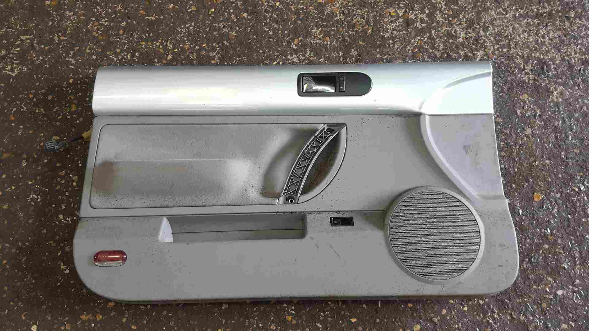 Volkswagen Beetle Convertible 2002-2006 Passenger NSF Front Door Card Silver