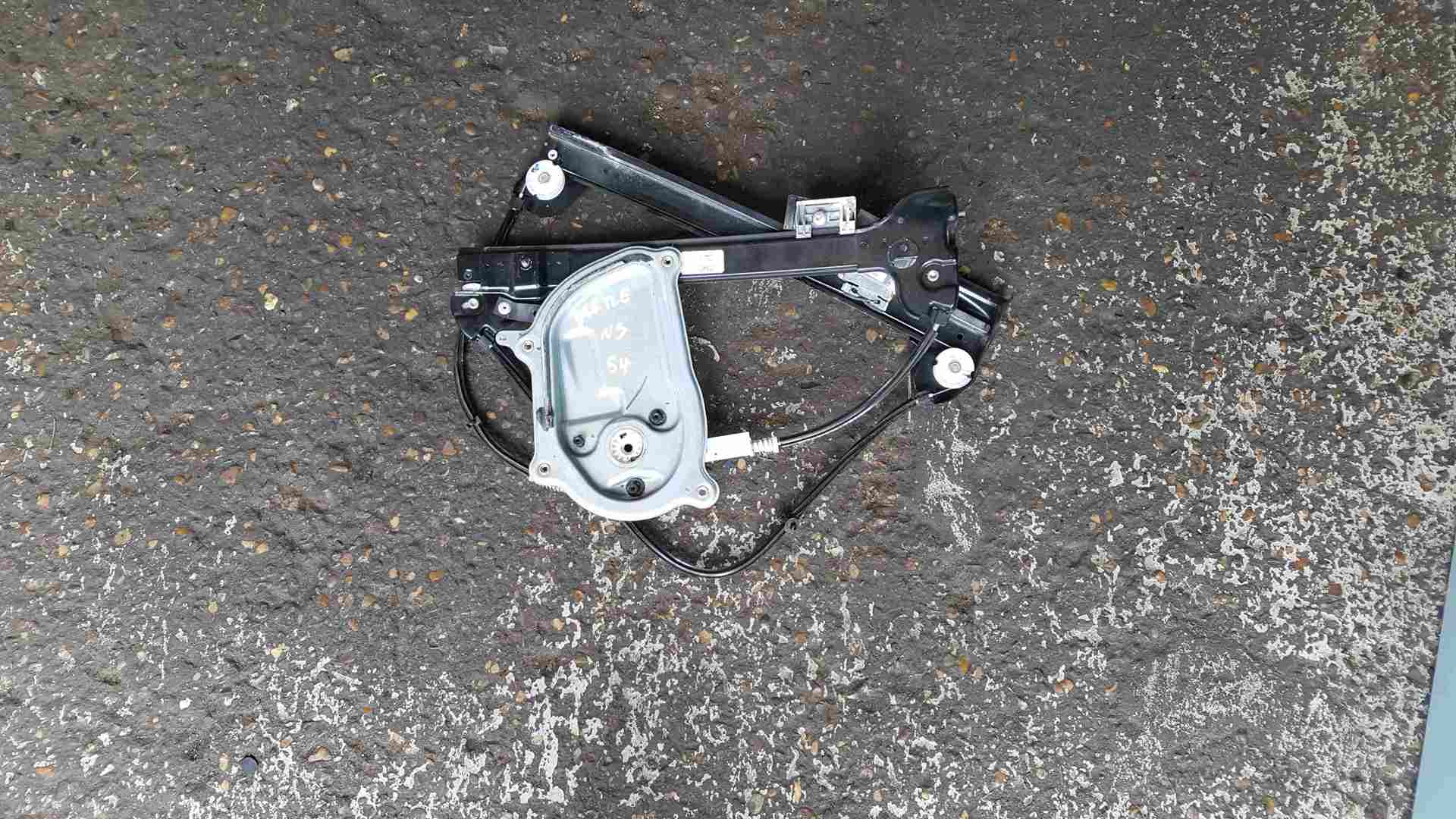 Volkswagen Beetle Convertible 2002-2006 Passenger NSF Front Window Regulator
