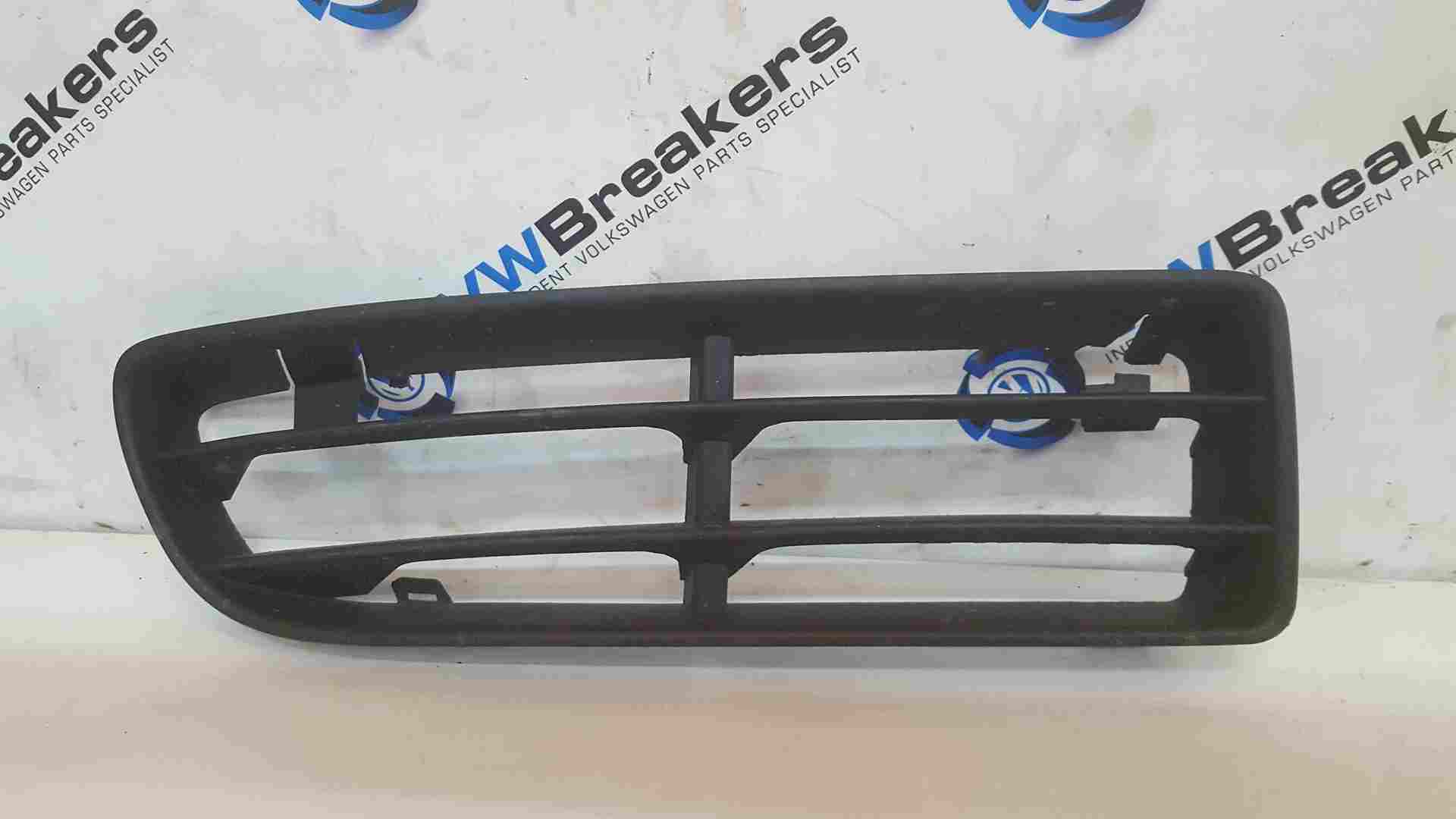 Volkswagen Bora 1998-2005 Drivers OSF Front Bumper Insert Grill 1J5853666C