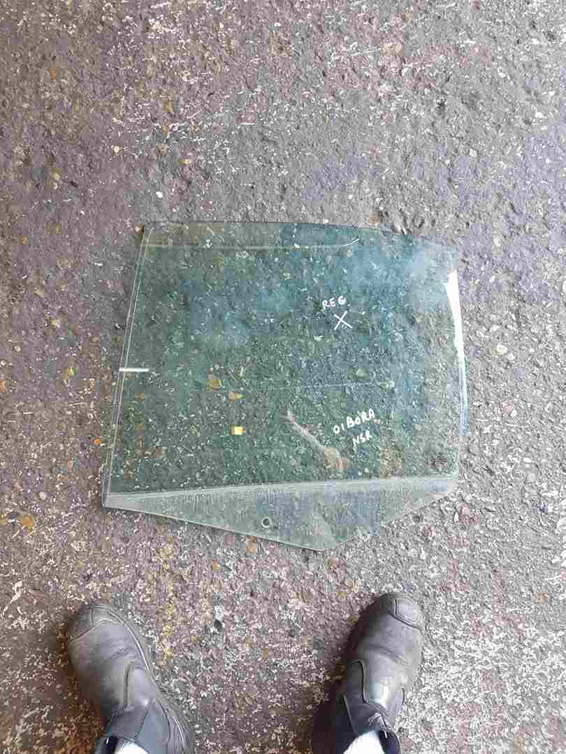 Volkswagen Bora 1998-2005 Passenger NSR Rear Window Glass