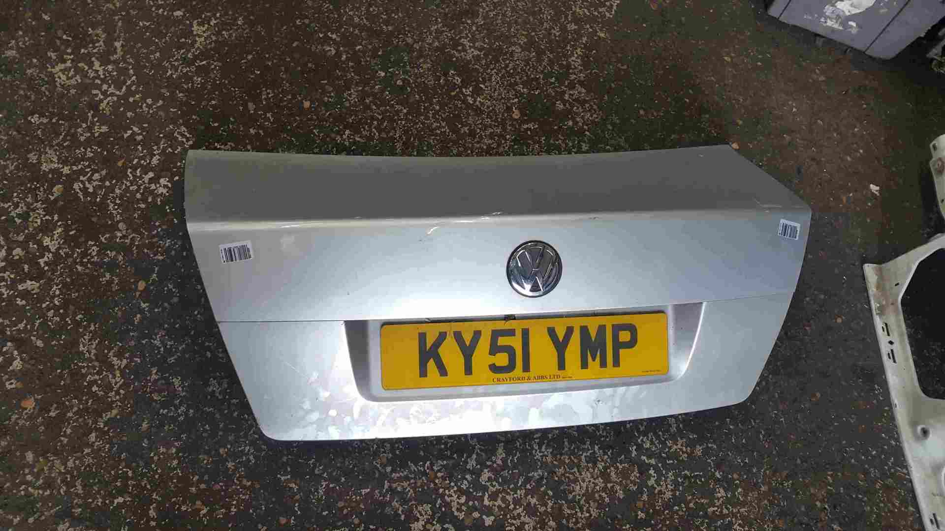 Volkswagen Bora 1998-2005 Rear Boot Tailgate Lid Silver LA7W