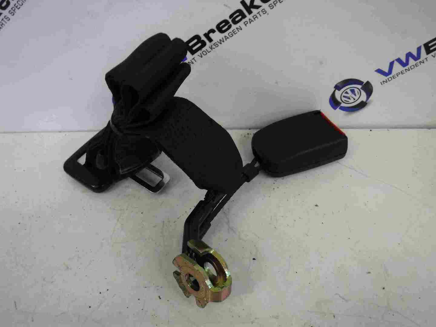 Volkswagen Bora MK1 1998-2005 Middle Seat Belt + Buckle Clip Anchor
