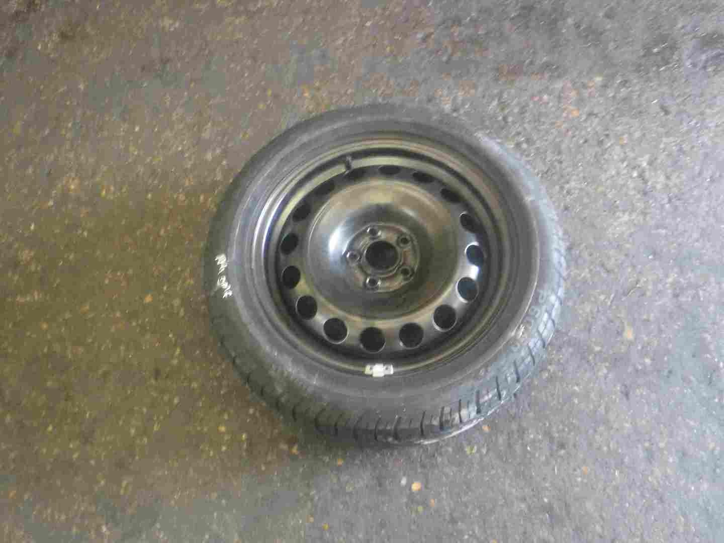 Volkswagen Bora MK1 1998-2005 Steel Wheel RIM + Tyre 205 55 16 6Mm Tread 4/5