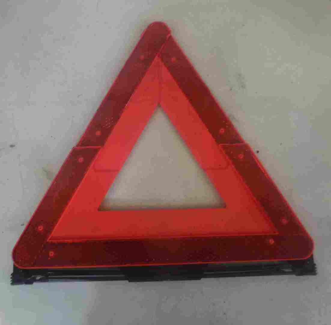 Volkswagen Break Down Triangle 4B5860521C