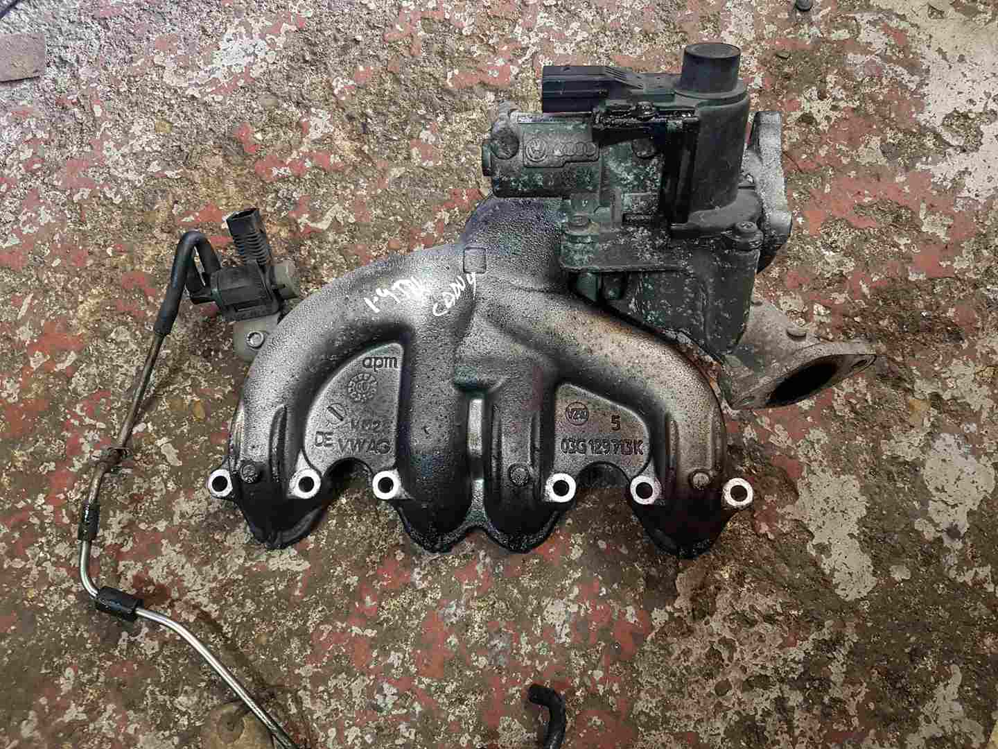 Volkswagen Caddy 2004-2010 1.9 TDI Egr Valve + Inlet Manifold Complete