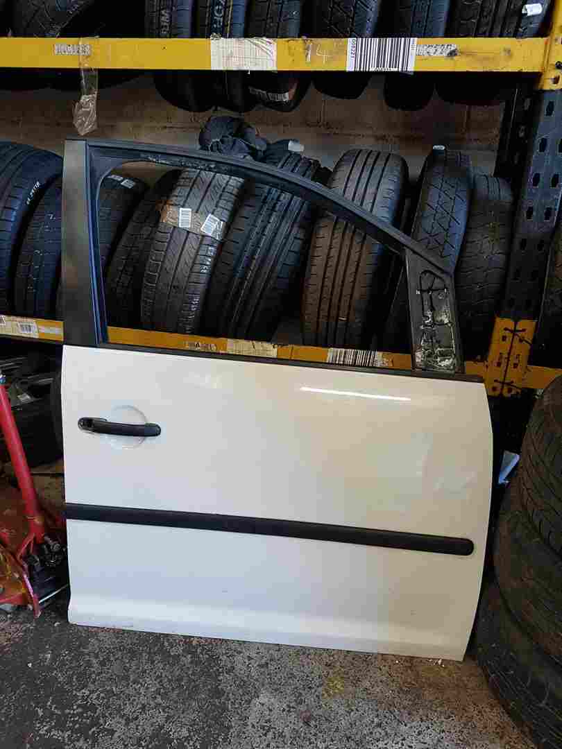 Volkswagen Caddy Maxi 2004-2010 Drivers OSF Front Door R902 Grey White