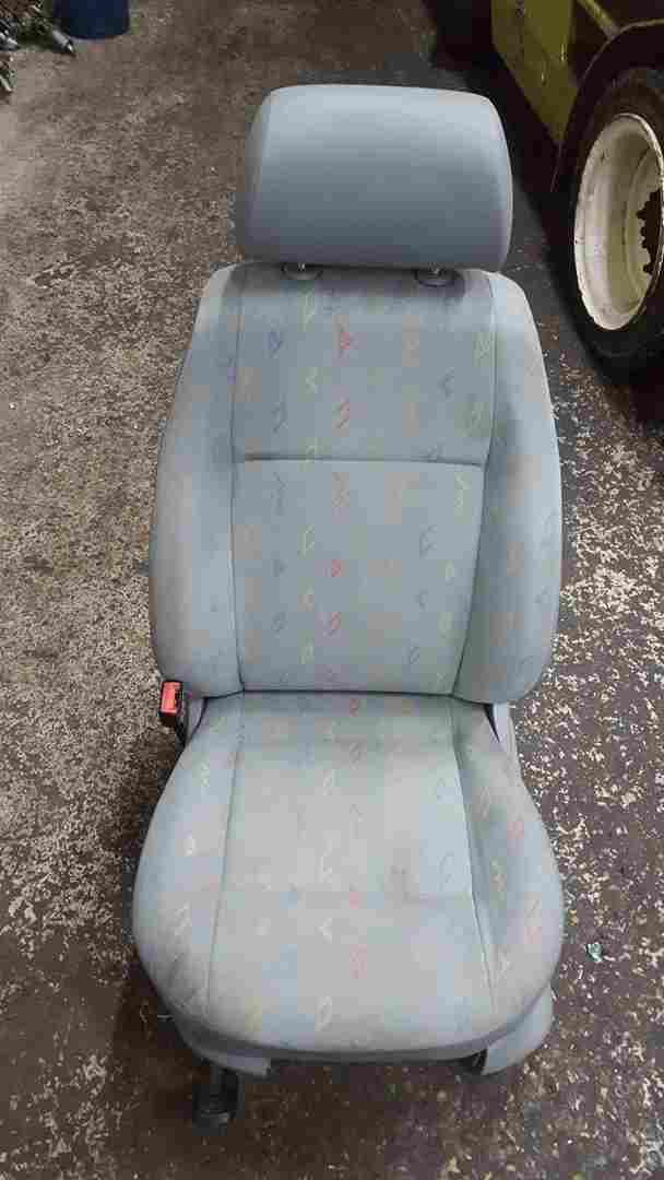 Volkswagen Caddy 2004-2010 Passenger NSF Front Seat