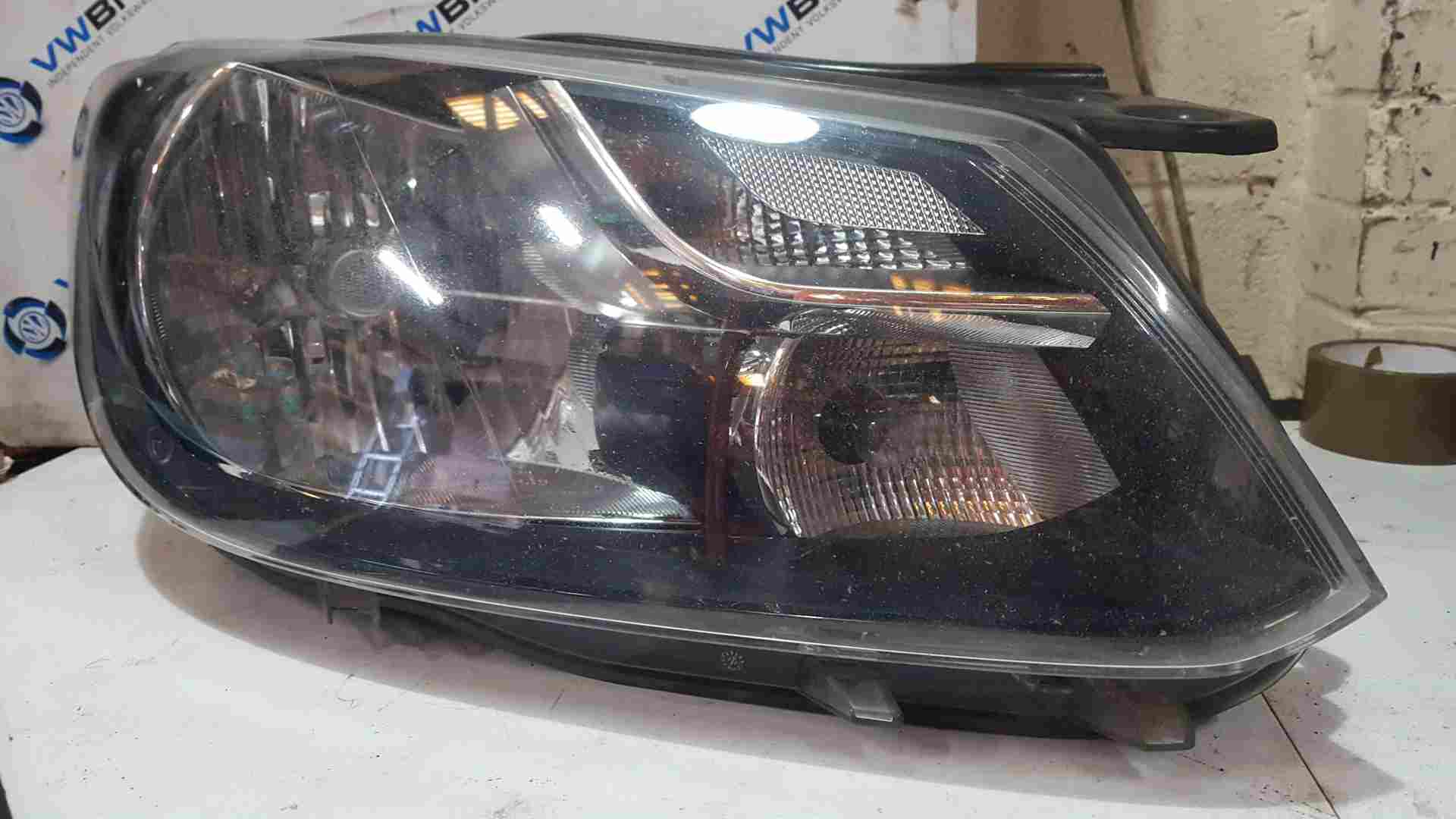 Volkswagen Caddy 2010-2015  Drivers OSF Front Headlight 2K6941006a Genuine