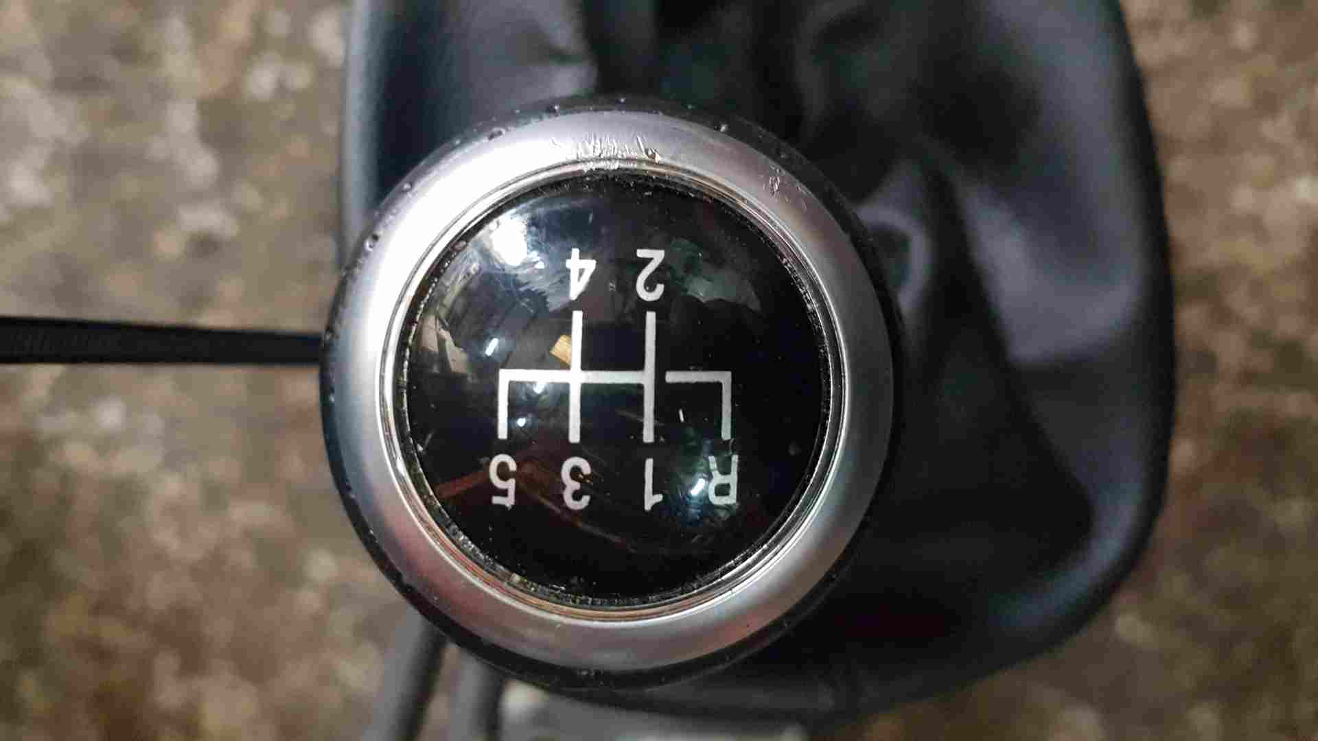 Volkswagen Caddy 20102015 5 Speed Gear Stick Linkage Cables Selector