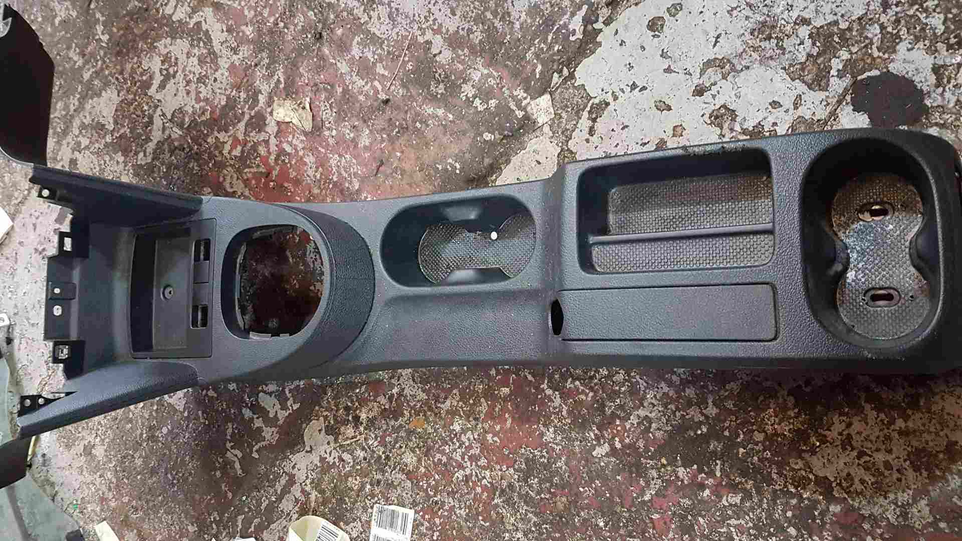 Volkswagen Caddy 2010-2015 Centre Console Cup Holder