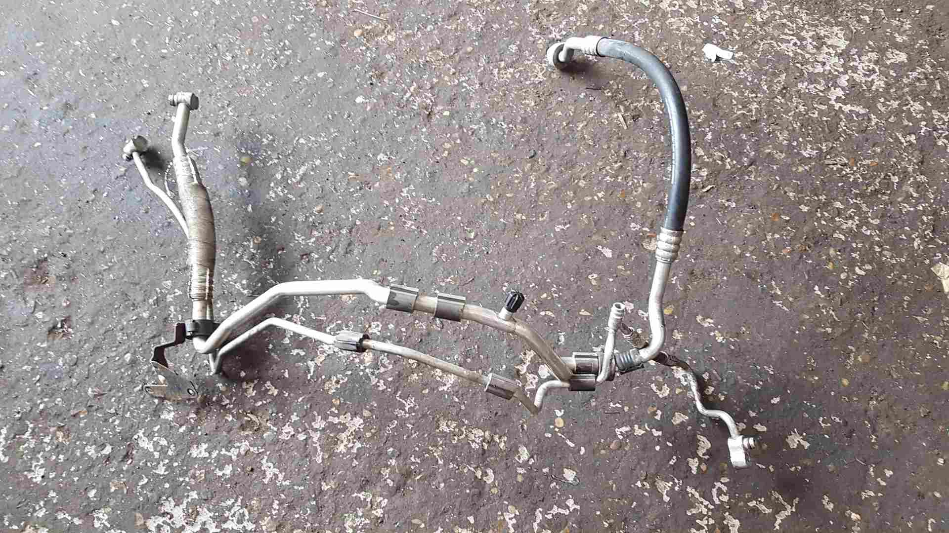 Volkswagen Caddy 2011-2015 1.6 TDI Aircon Pipes SET