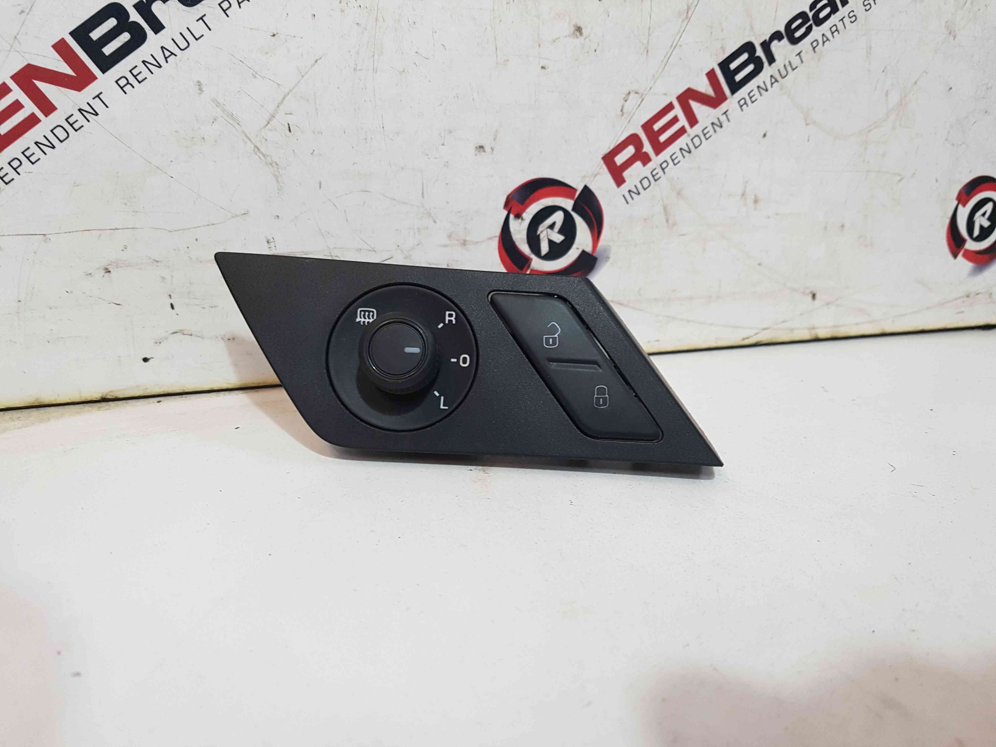 Volkswagen Caddy 2K 2015-2024 Driver OSF Lock Wing Mirror Switch Button