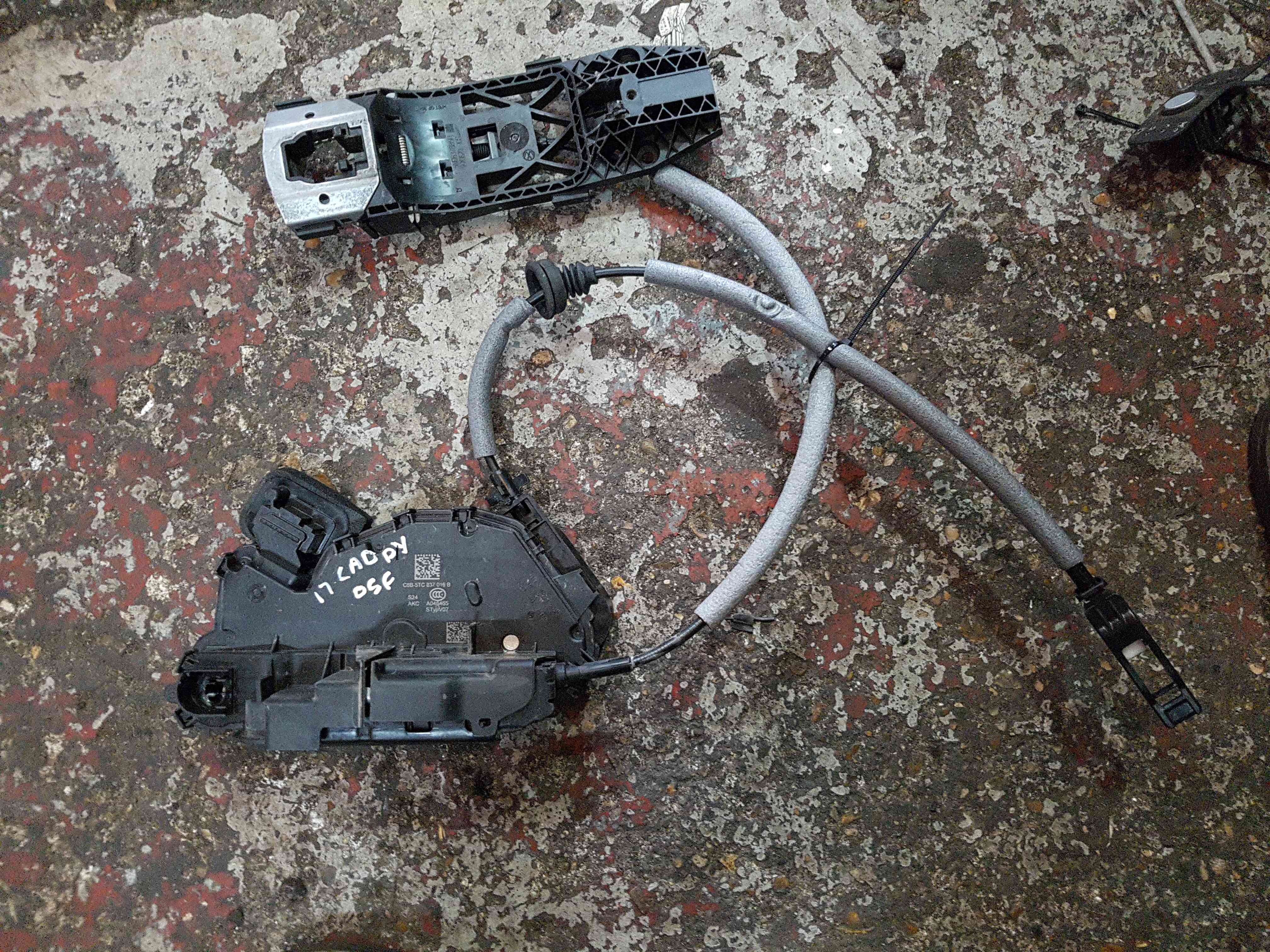 Volkswagen Caddy 2K 2015-2024 Drivers OSF Front Door Lock Mechanism  5TC837016B