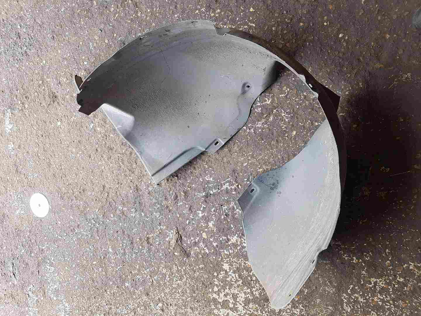 Volkswagen Caddy Maxi 2010-2015 Passenger NSF Front Arch Liner Guard