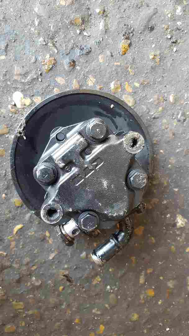 Volkswagen Crafter 2006-2010 2.5 TDI Power Steering Pump BJL