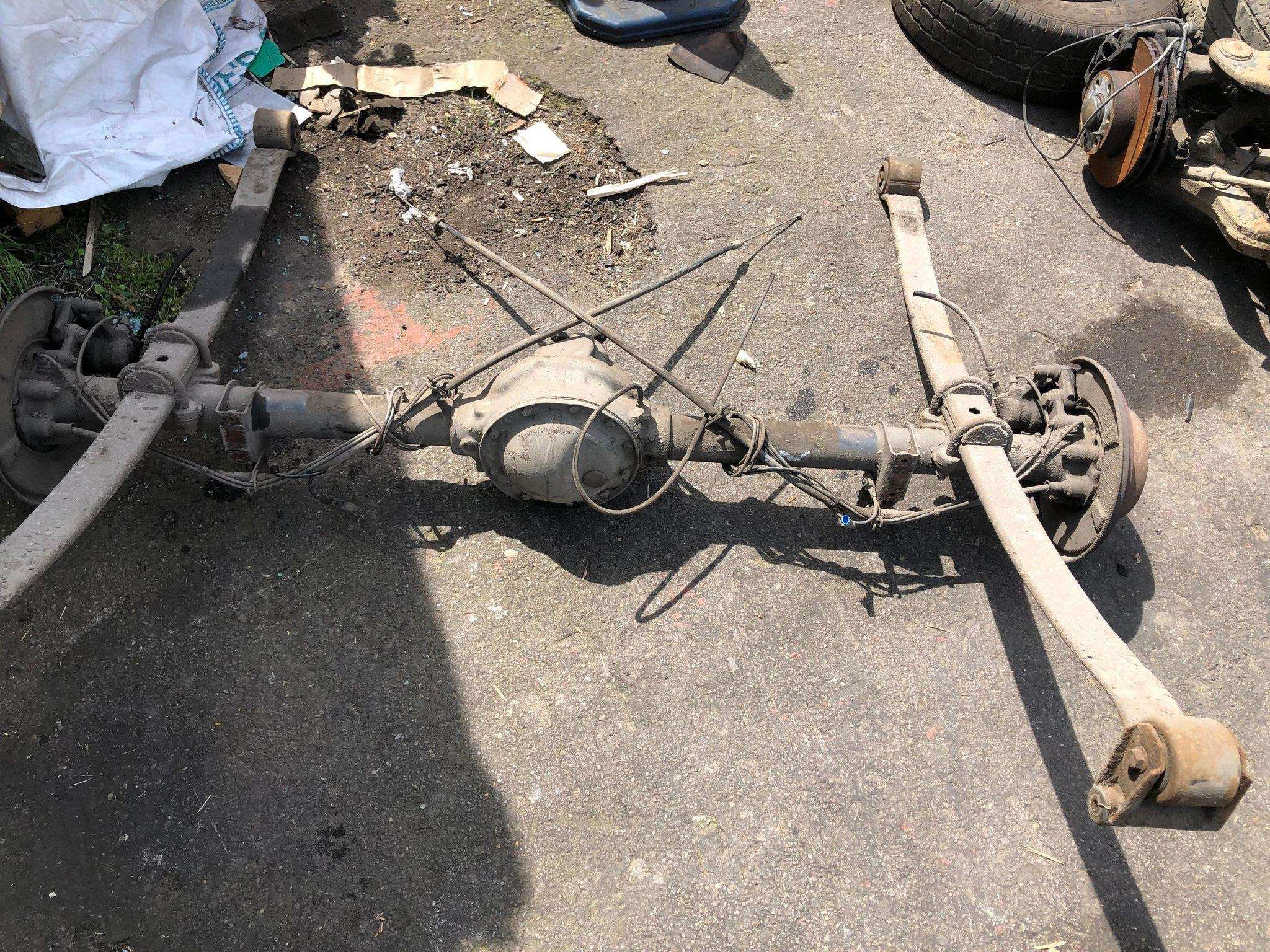 Volkswagen Crafter 2006-2010 2.5 TDI Rear Axle Leaf Springs Differential 