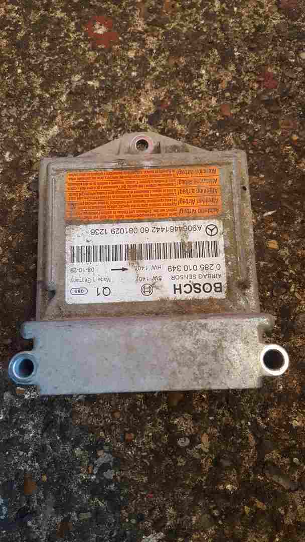 Volkswagen Crafter 2006-2010 Airbag Module Computer A9064461442