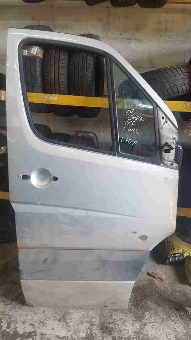 Volkswagen Crafter 2006-2010 Drivers OSF Front Door Silver Lh7x