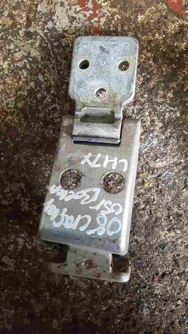 Volkswagen Crafter 2006-2010 Drivers OSR Rear Bottom Hinge