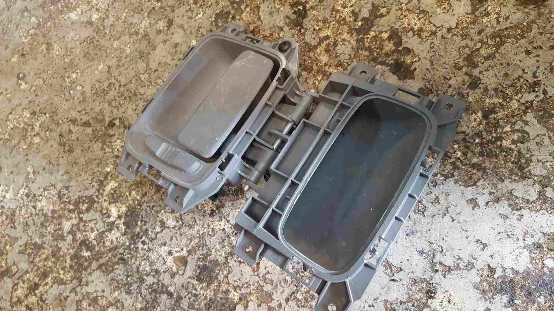Volkswagen Crafter 2006-2010 Drivers OSR Rear Door Handle