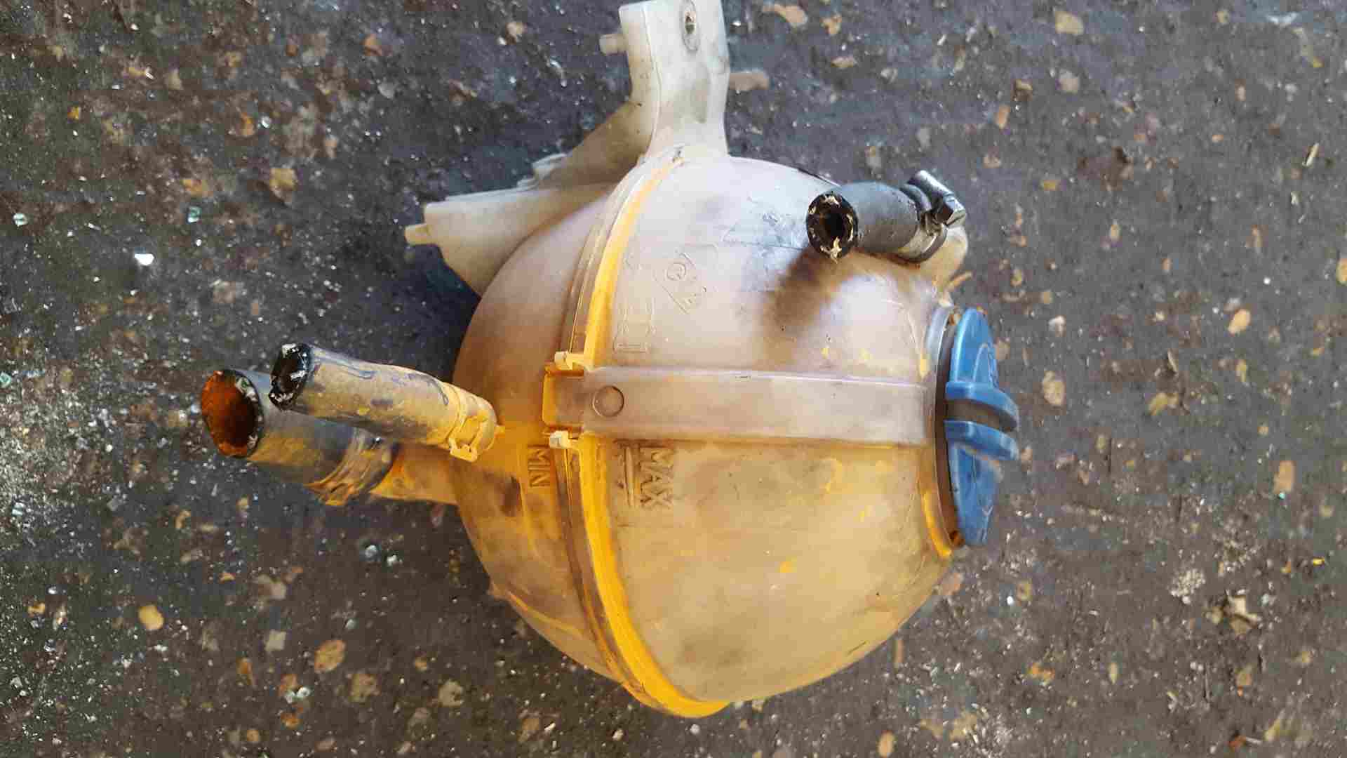 Volkswagen Crafter 2006-2010 Expansion Coolant Bottle