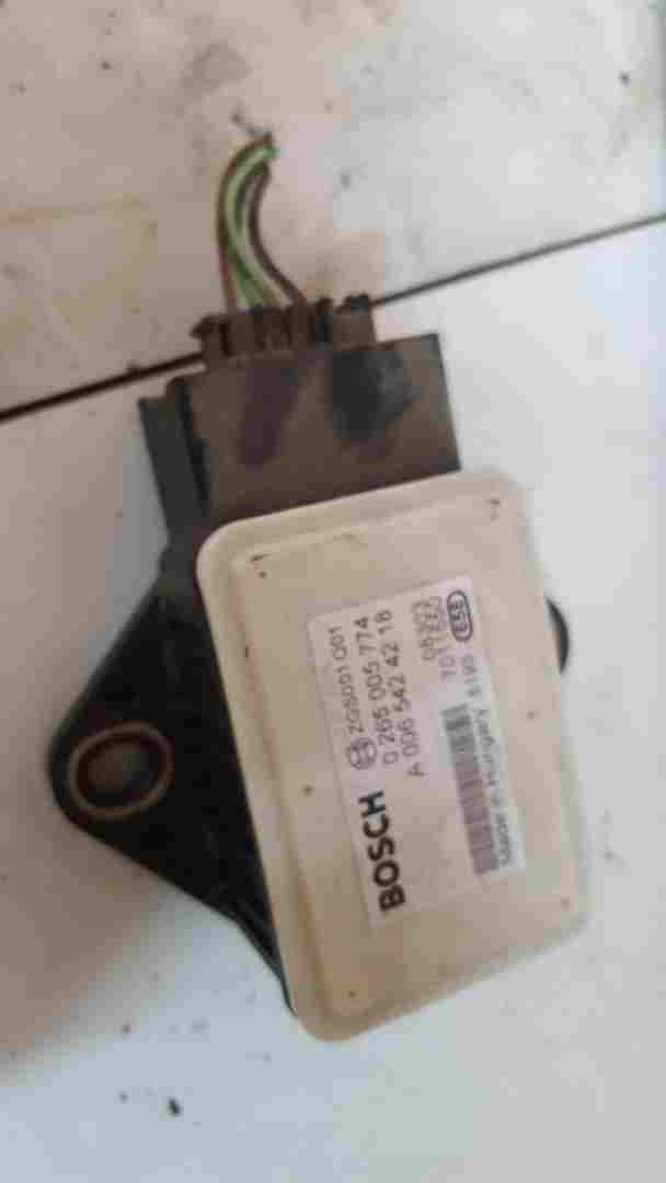 Volkswagen Crafter 2006-2010 YAW Sensor Control Module A0065424218 