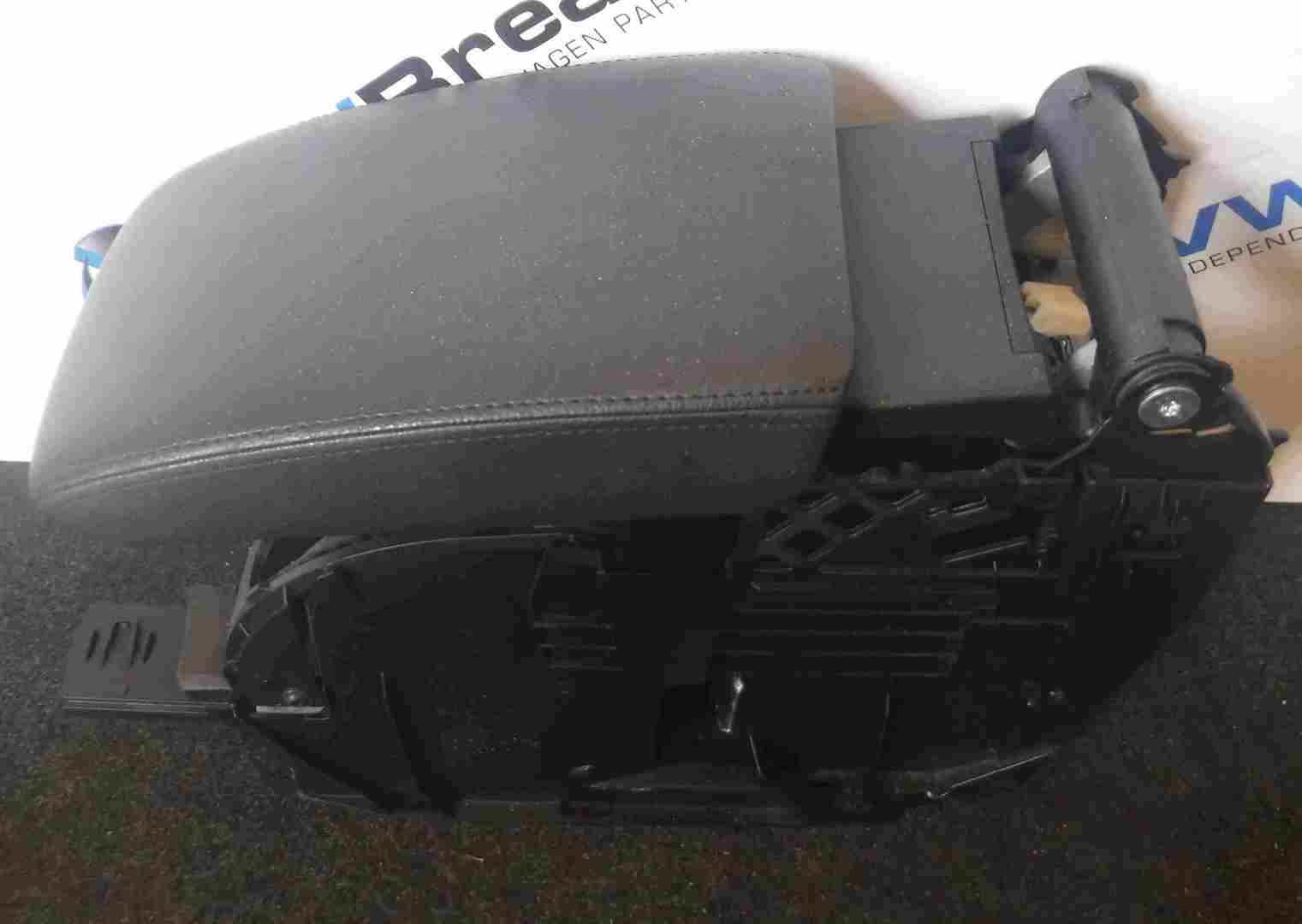 Volkswagen EOS 20052016 Centre Console Armrest Leather 1Q0864251c