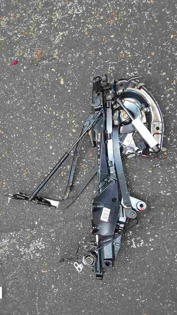 Volkswagen EOS 2005-2016 Drivers OSR Rear Boot Cover Lifting Mechanism Hinge