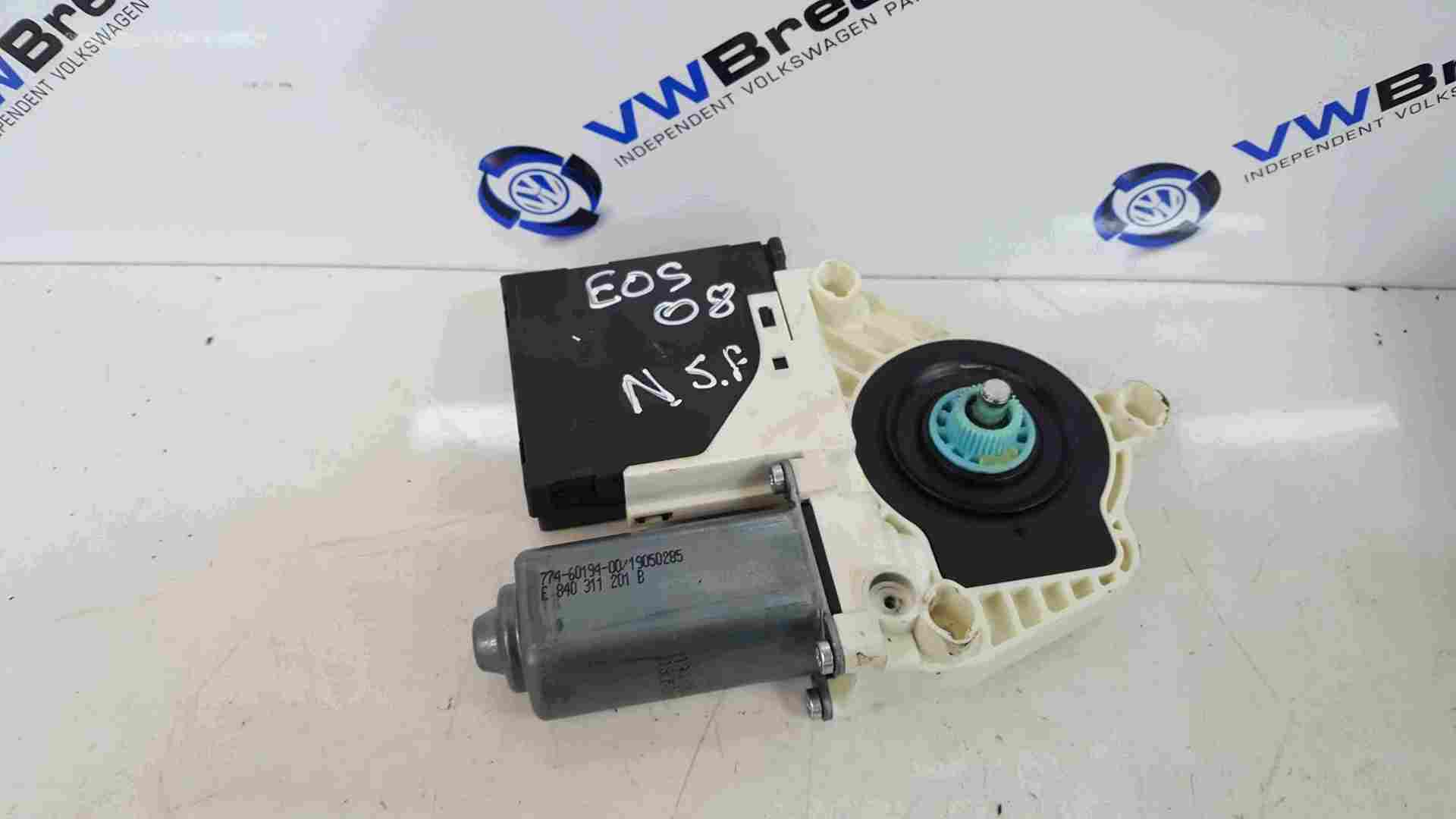 Volkswagen EOS 2005-2016 Passenger NSF Front Window Motor 1Q0959702H 5K0959792A
